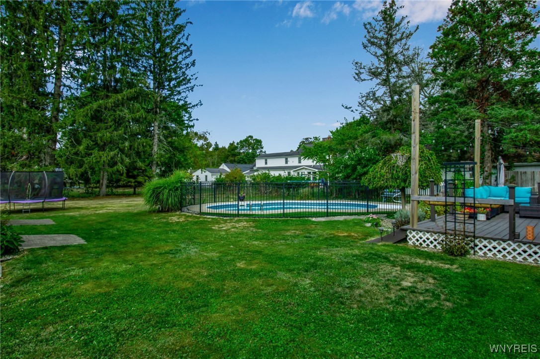 24 North Edgewood Drive