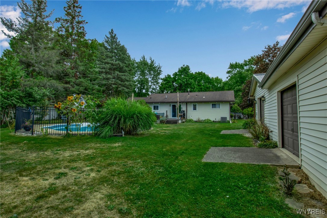 24 North Edgewood Drive