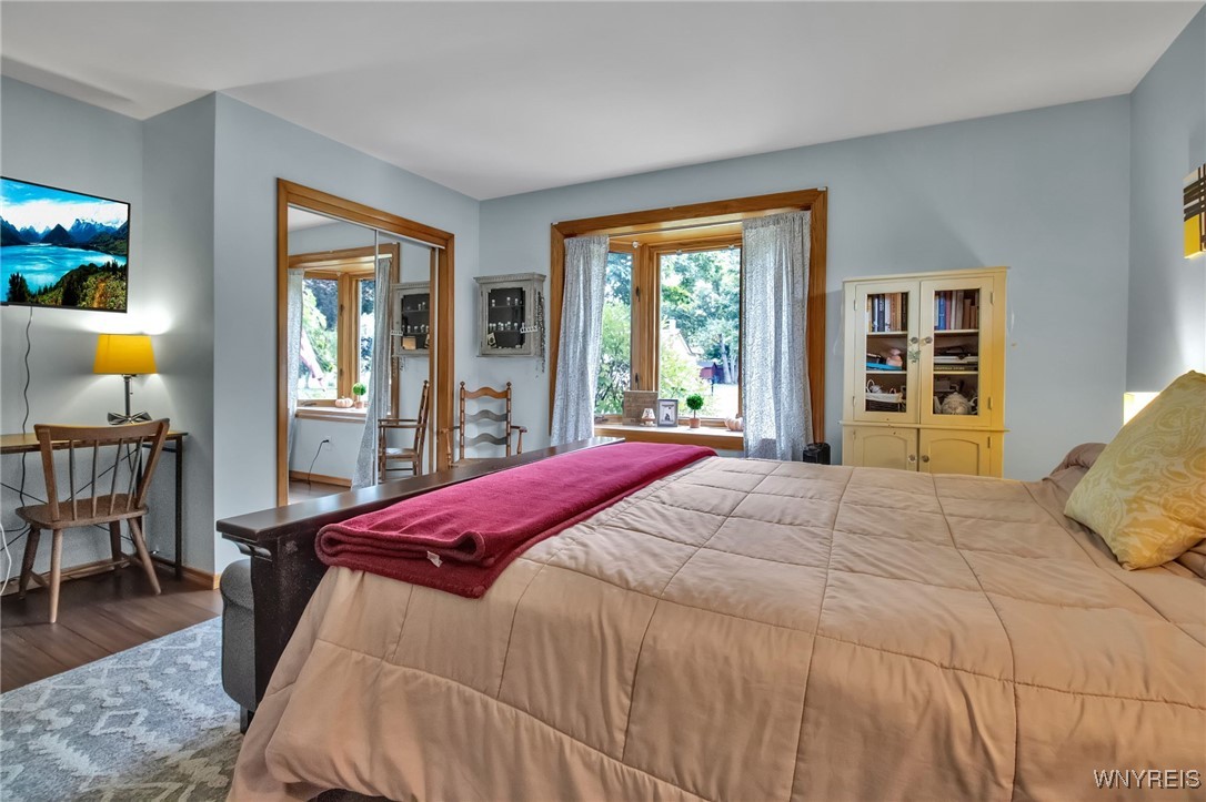 24 North Edgewood Drive