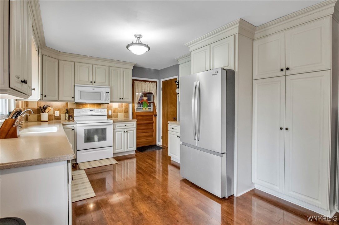 24 North Edgewood Drive