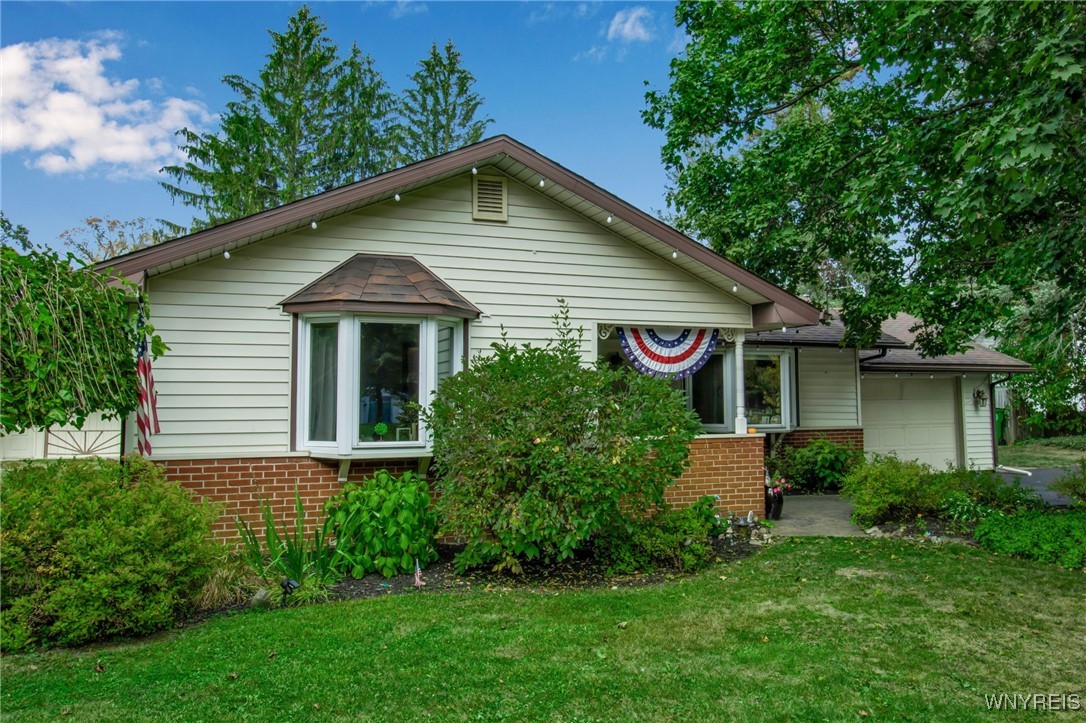 24 North Edgewood Drive