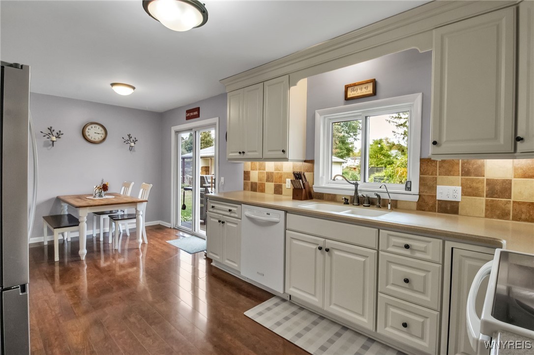 24 North Edgewood Drive