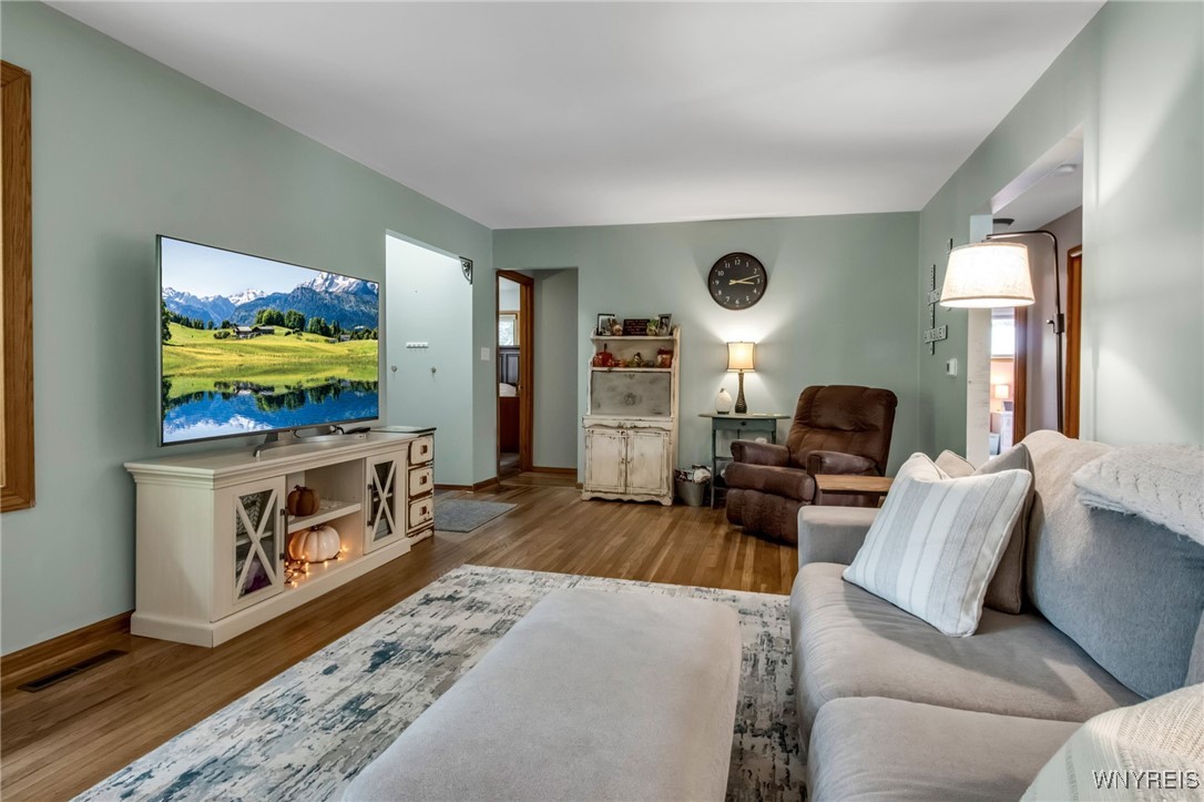 24 North Edgewood Drive