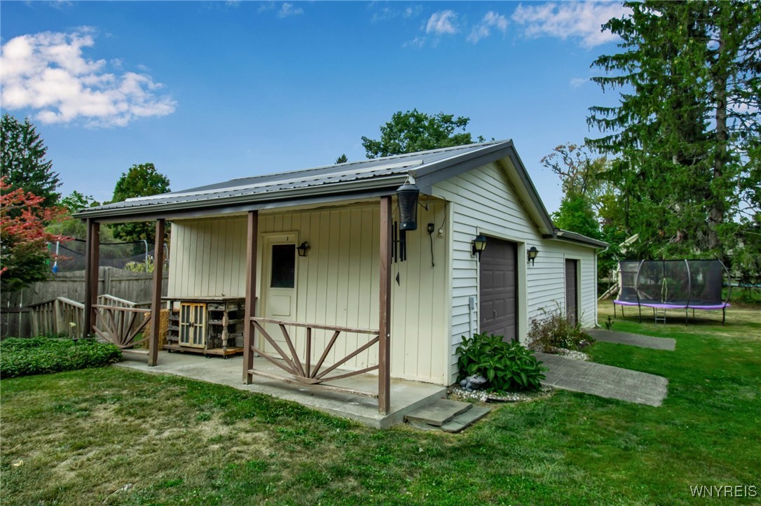 24 North Edgewood Drive