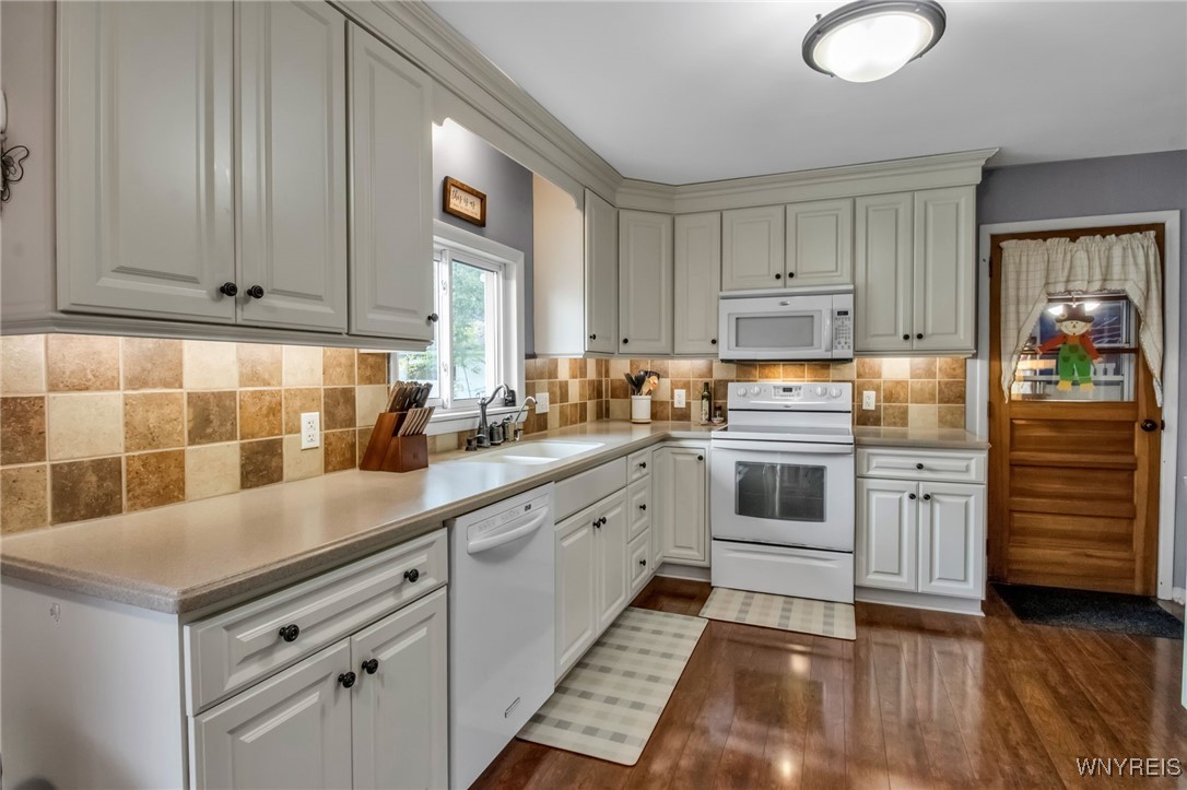 24 North Edgewood Drive