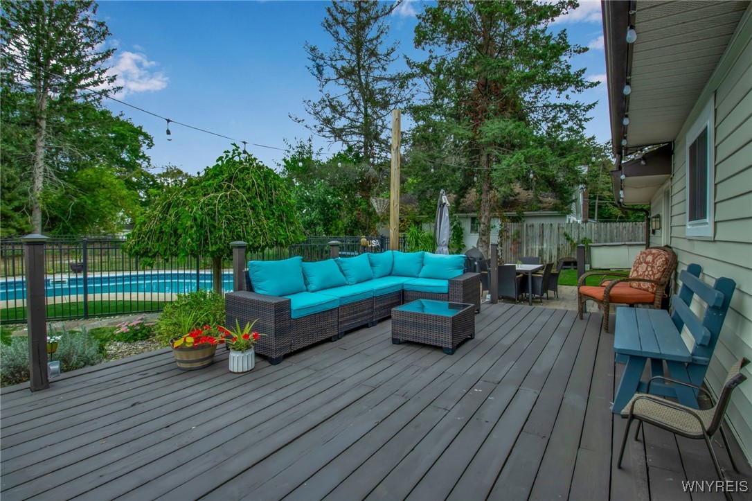 24 North Edgewood Drive