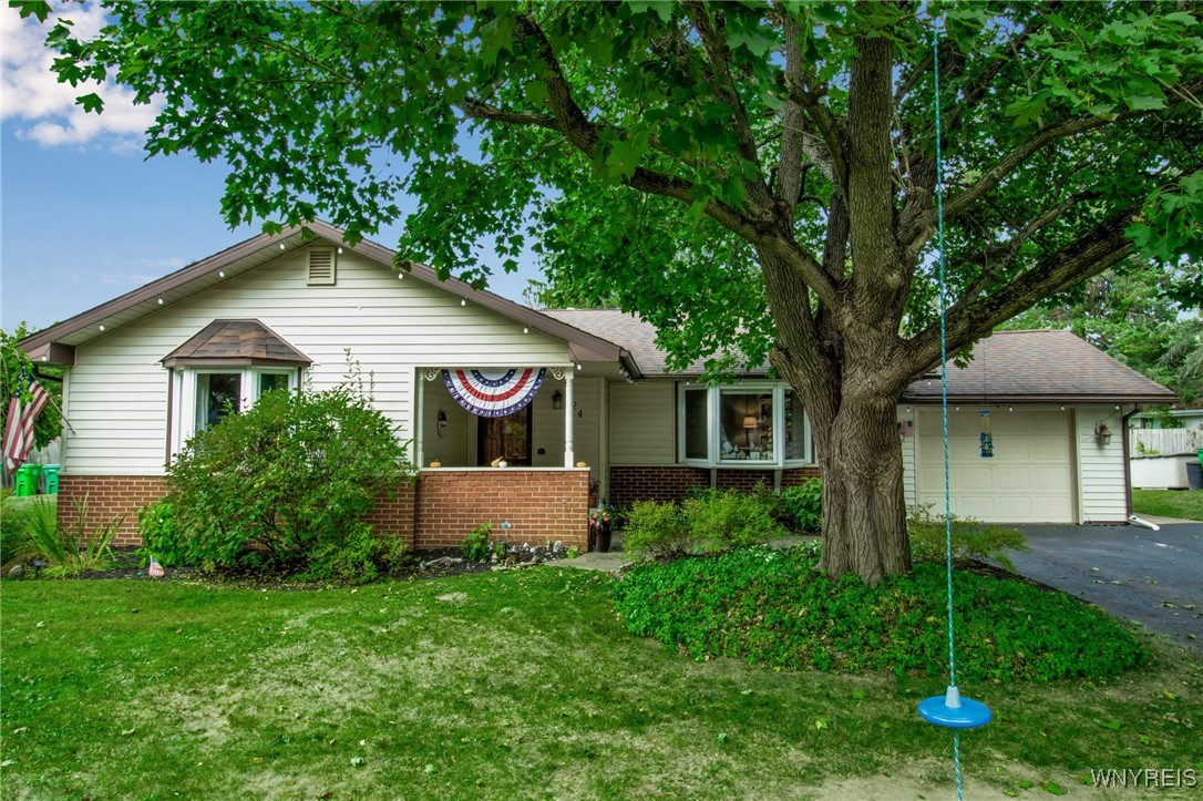 24 North Edgewood Drive