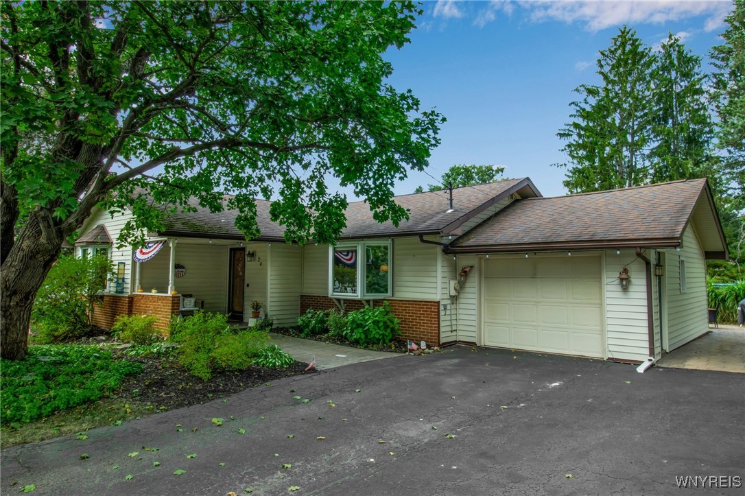 24 North Edgewood Drive