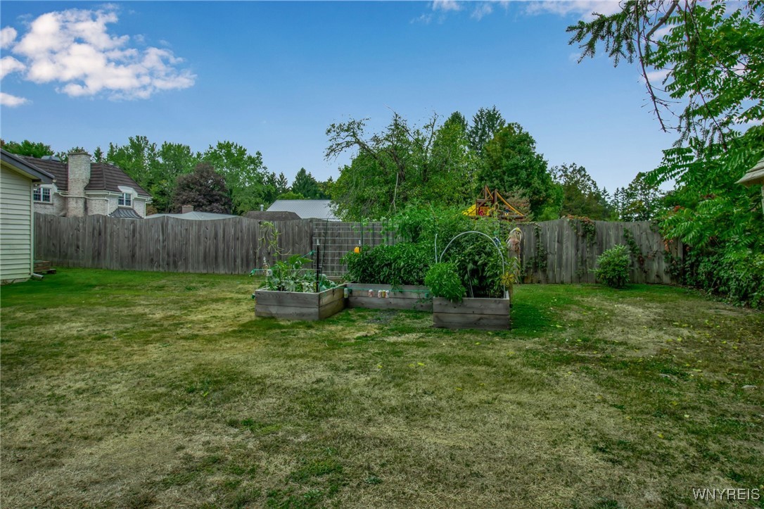 24 North Edgewood Drive