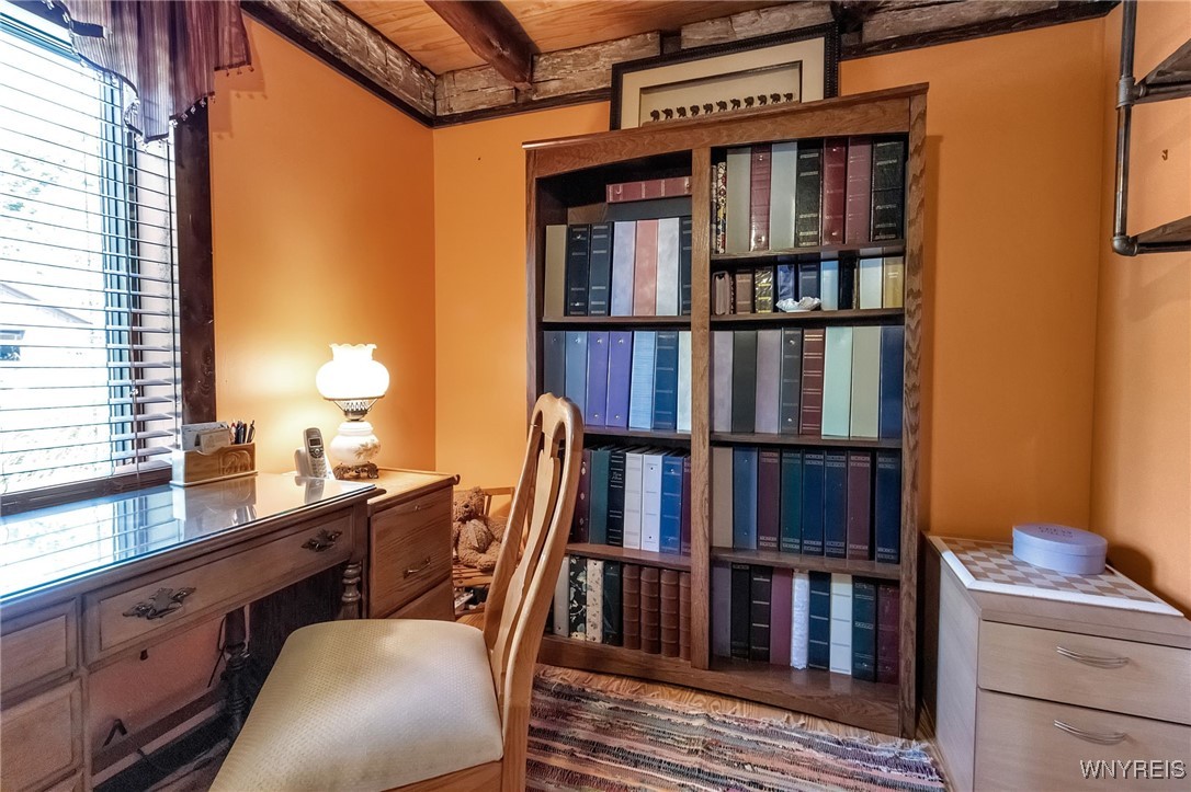 7262 Poverty Hill Road