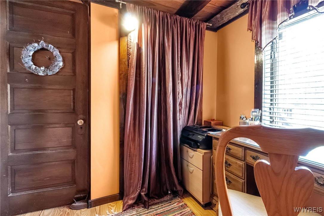 7262 Poverty Hill Road