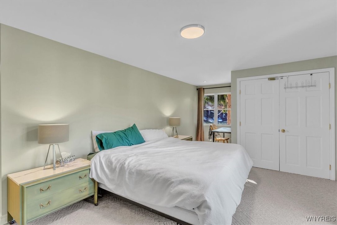 27-29 West Washington Street