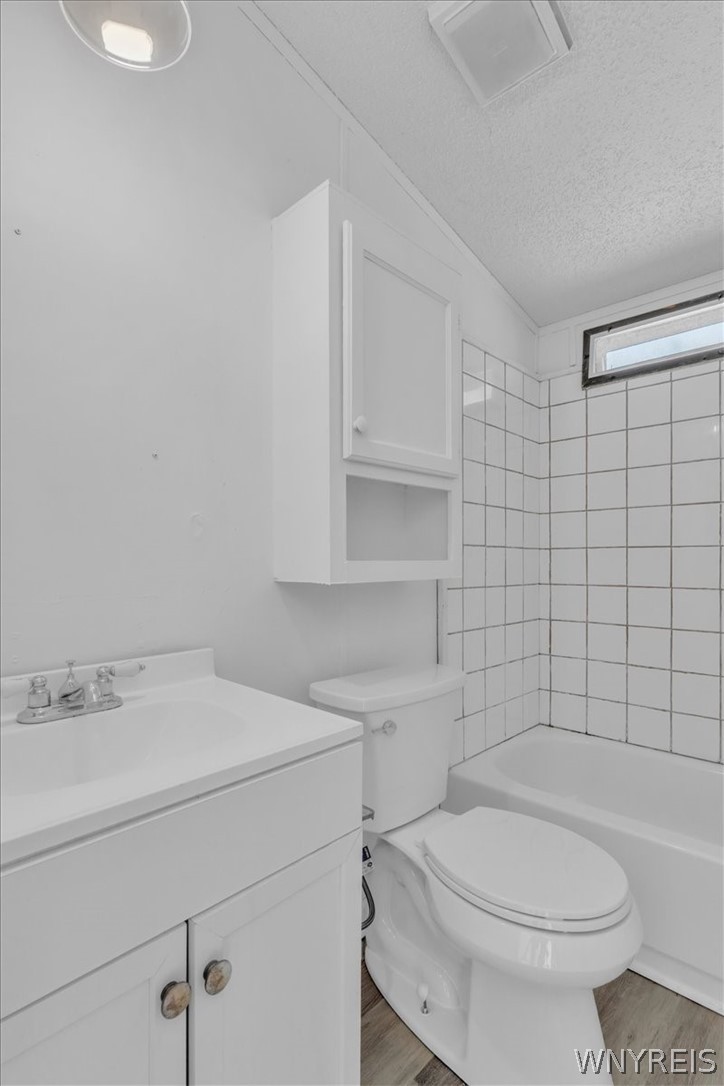 39 Green Valley Estates