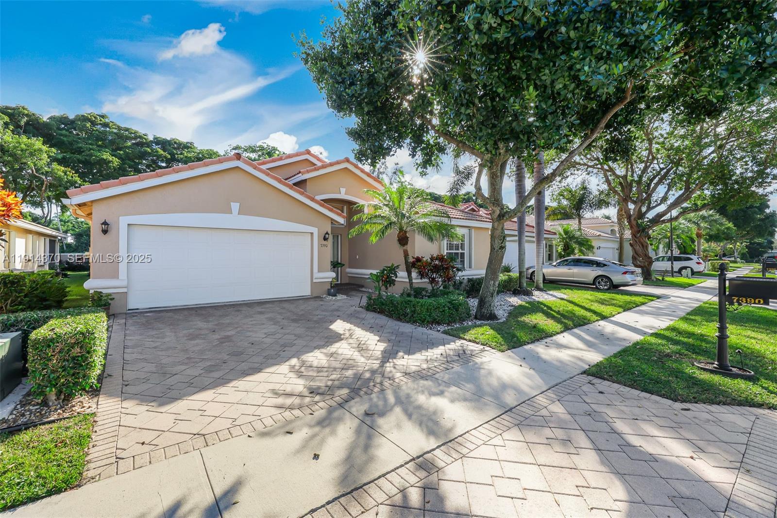 7390 Lugano Drive
