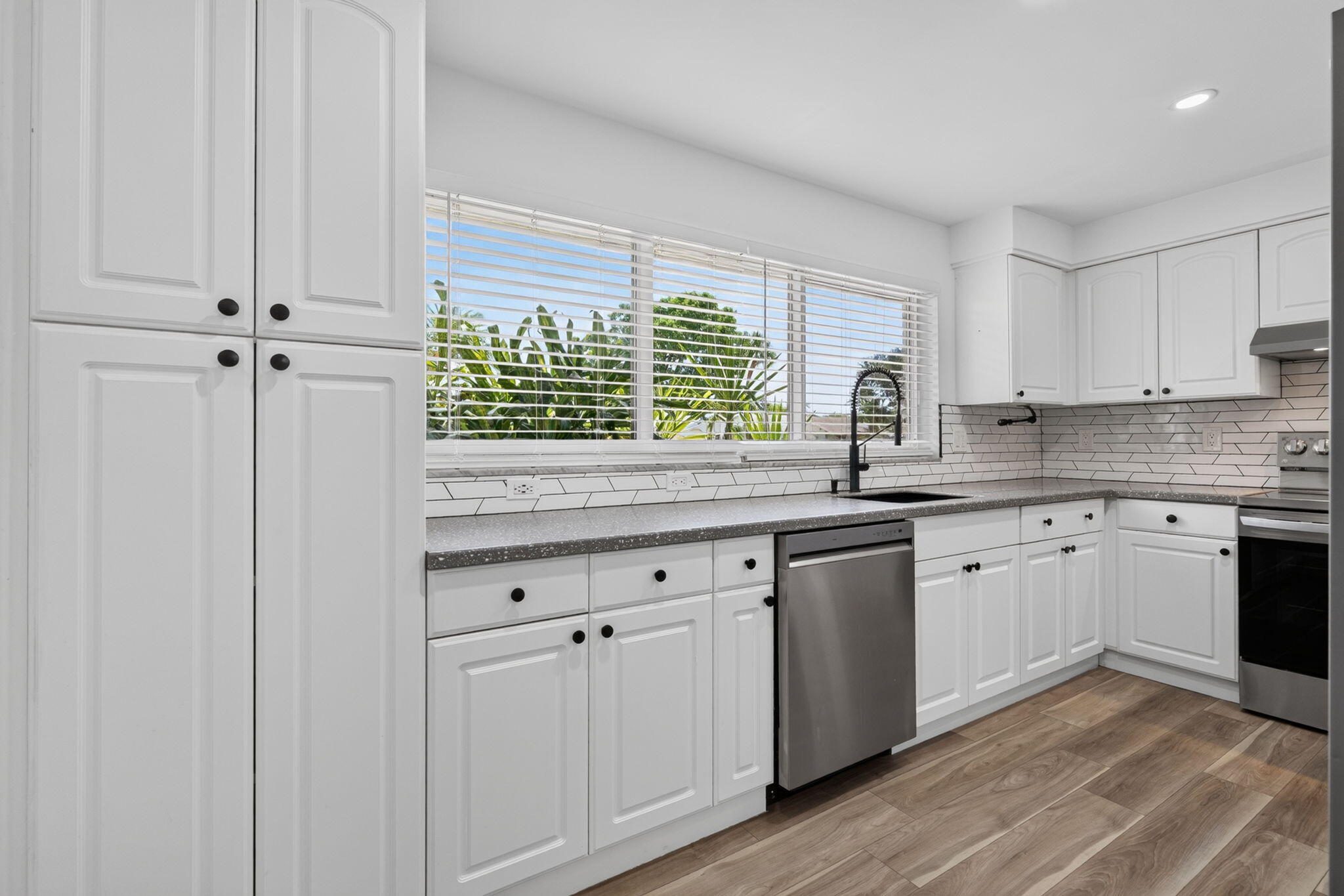 9971 Dogwood Avenue