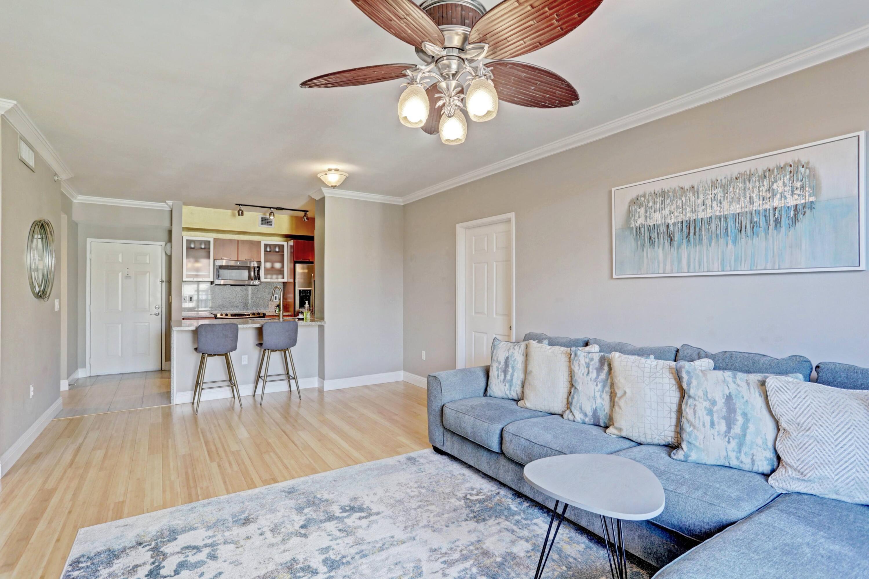 630 S Sapodilla Avenue S 321