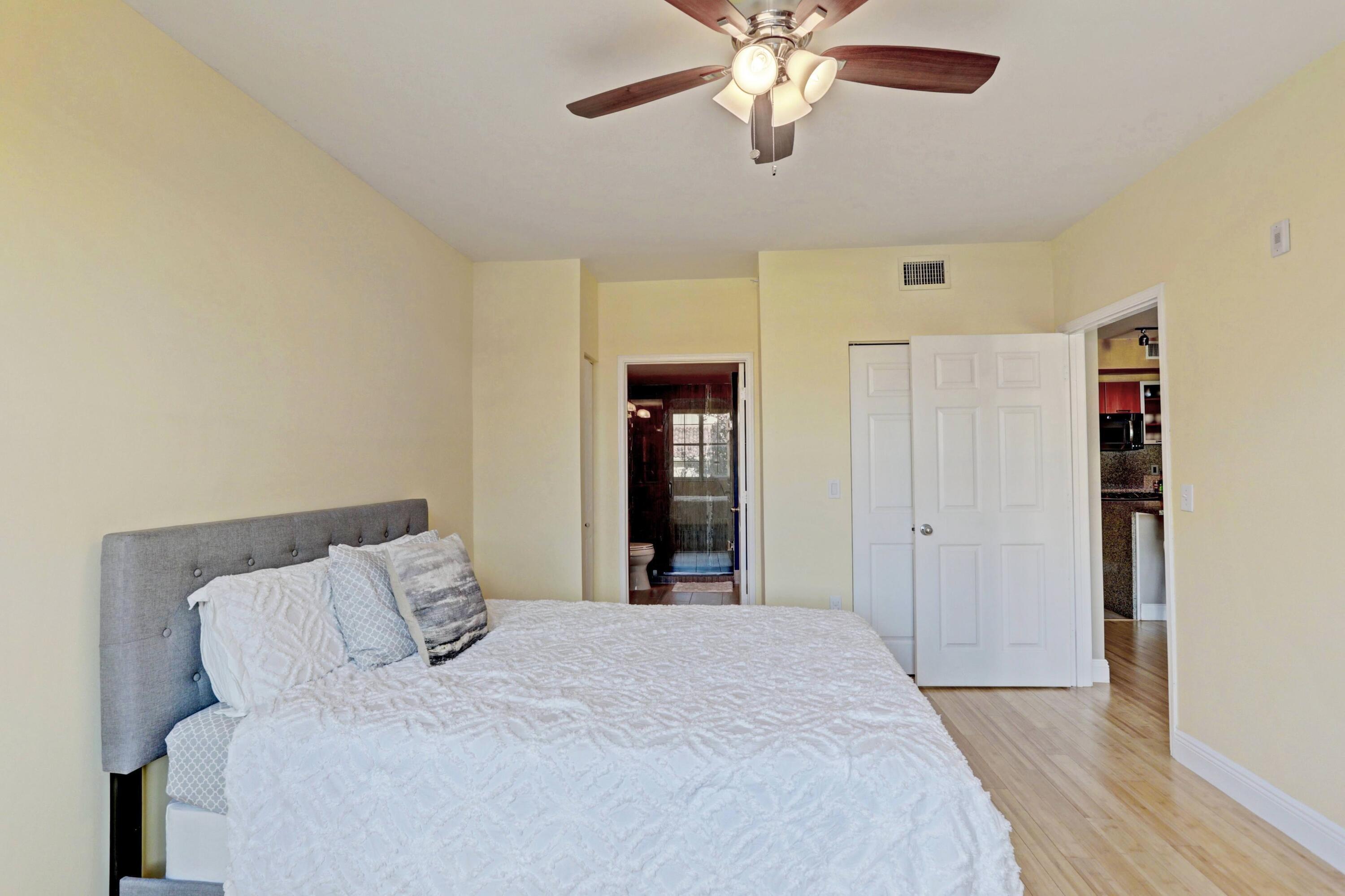 630 S Sapodilla Avenue S 321