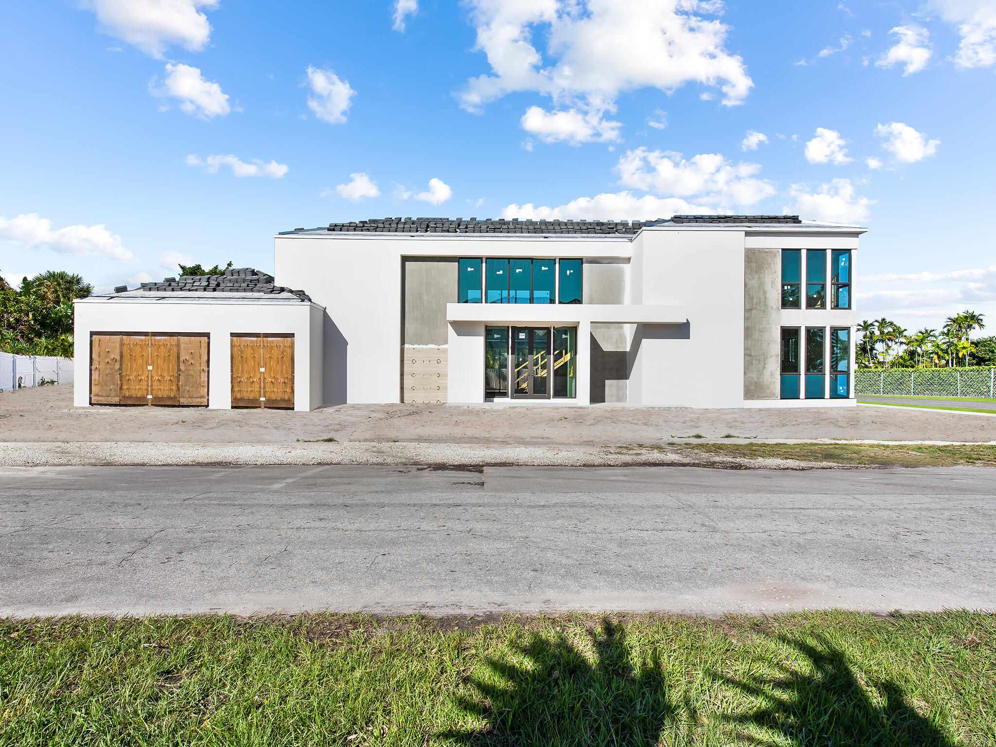 499 NE 8th Street