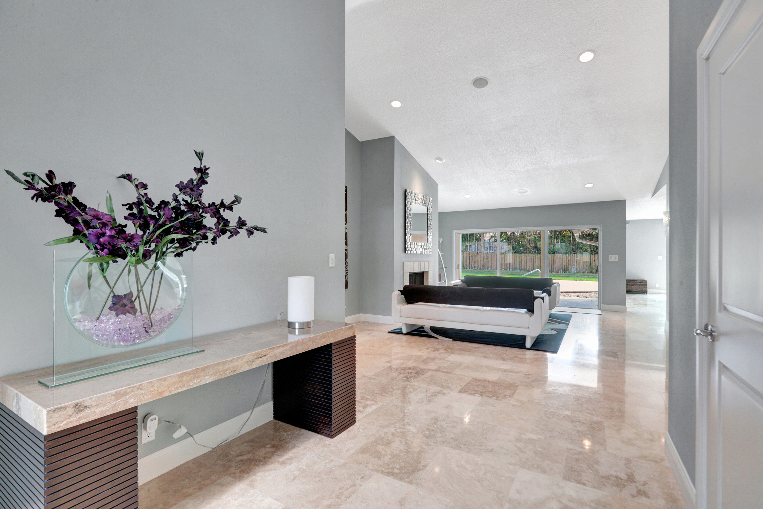 Lauderdale Surf & Yacht Estates