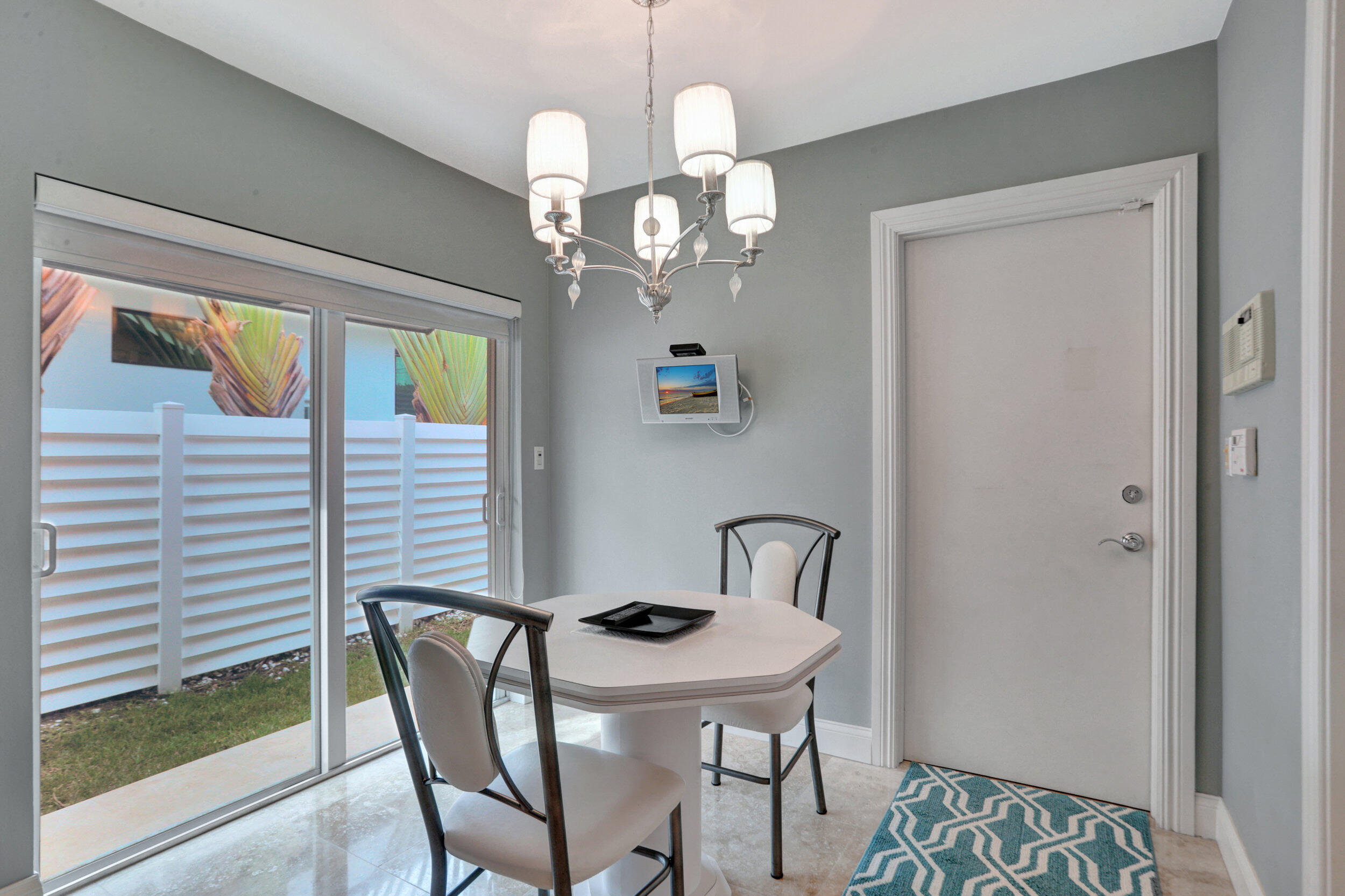 Lauderdale Surf & Yacht Estates