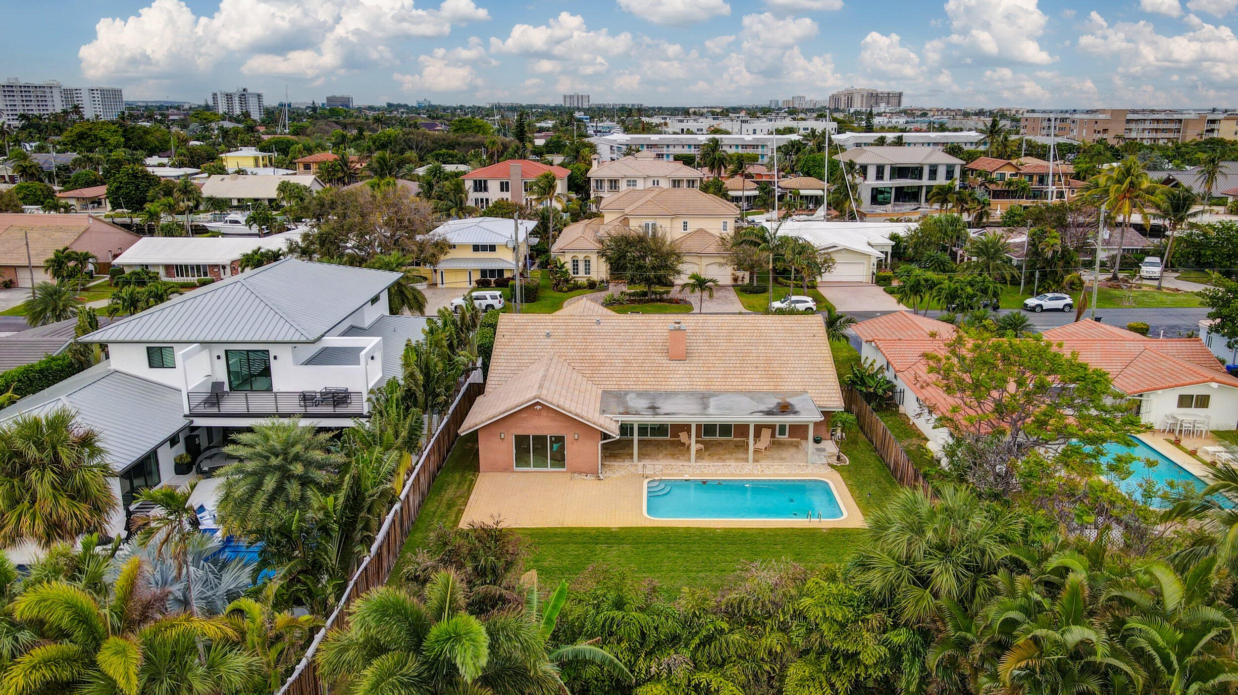 Lauderdale Surf & Yacht Estates