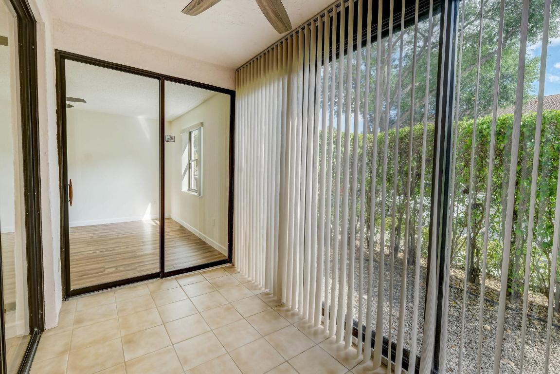 Giardino Village, Platina