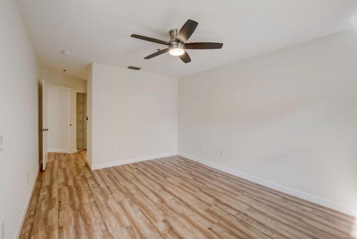 Giardino Village, Platina