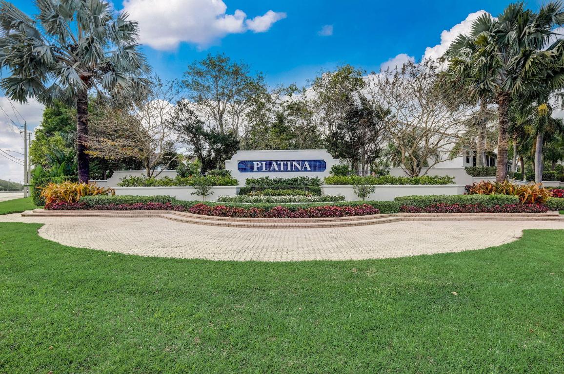 Giardino Village, Platina