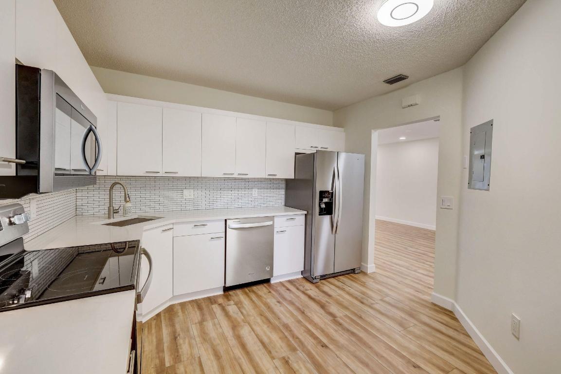 Giardino Village, Platina