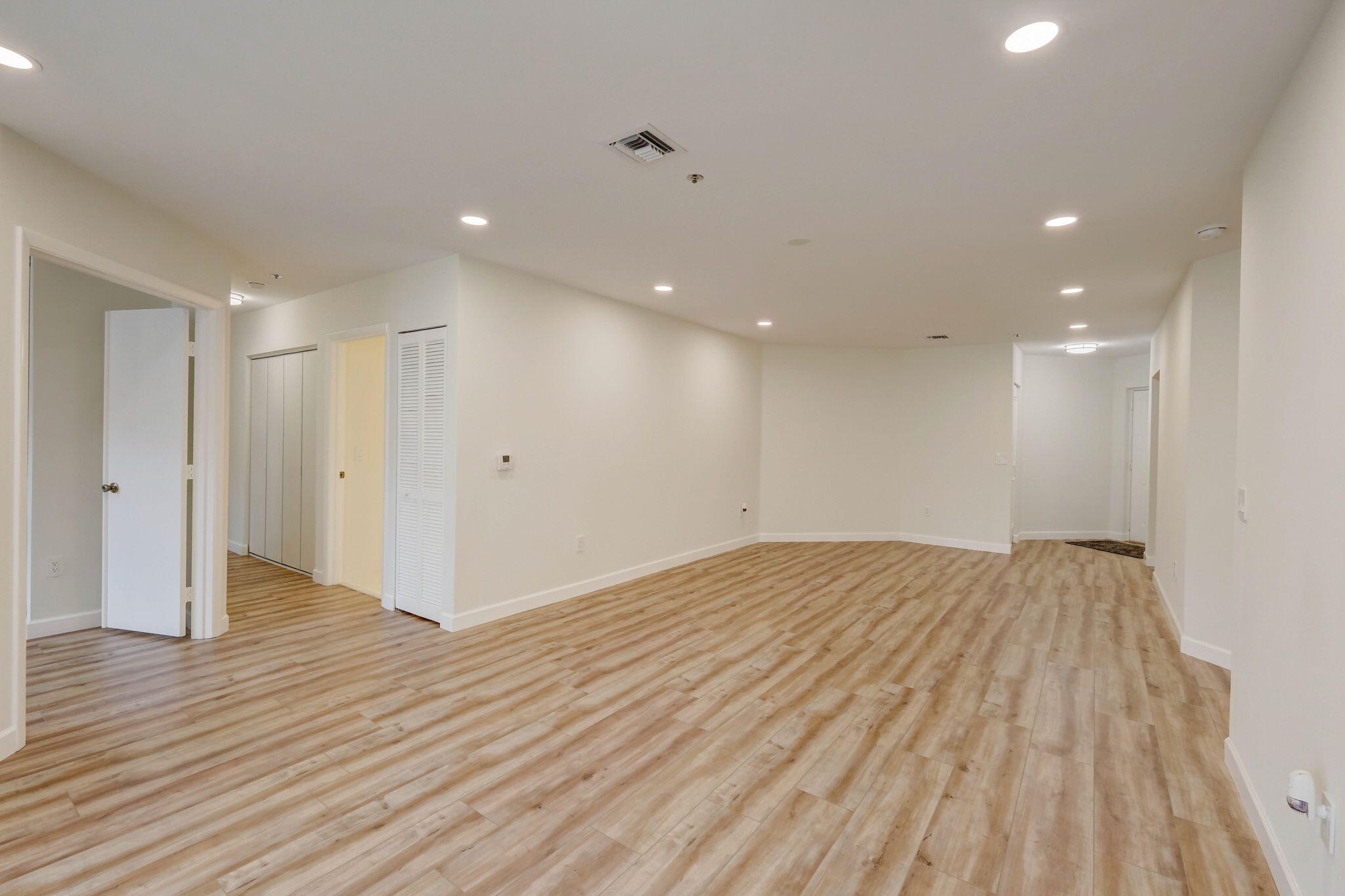 Giardino Village, Platina