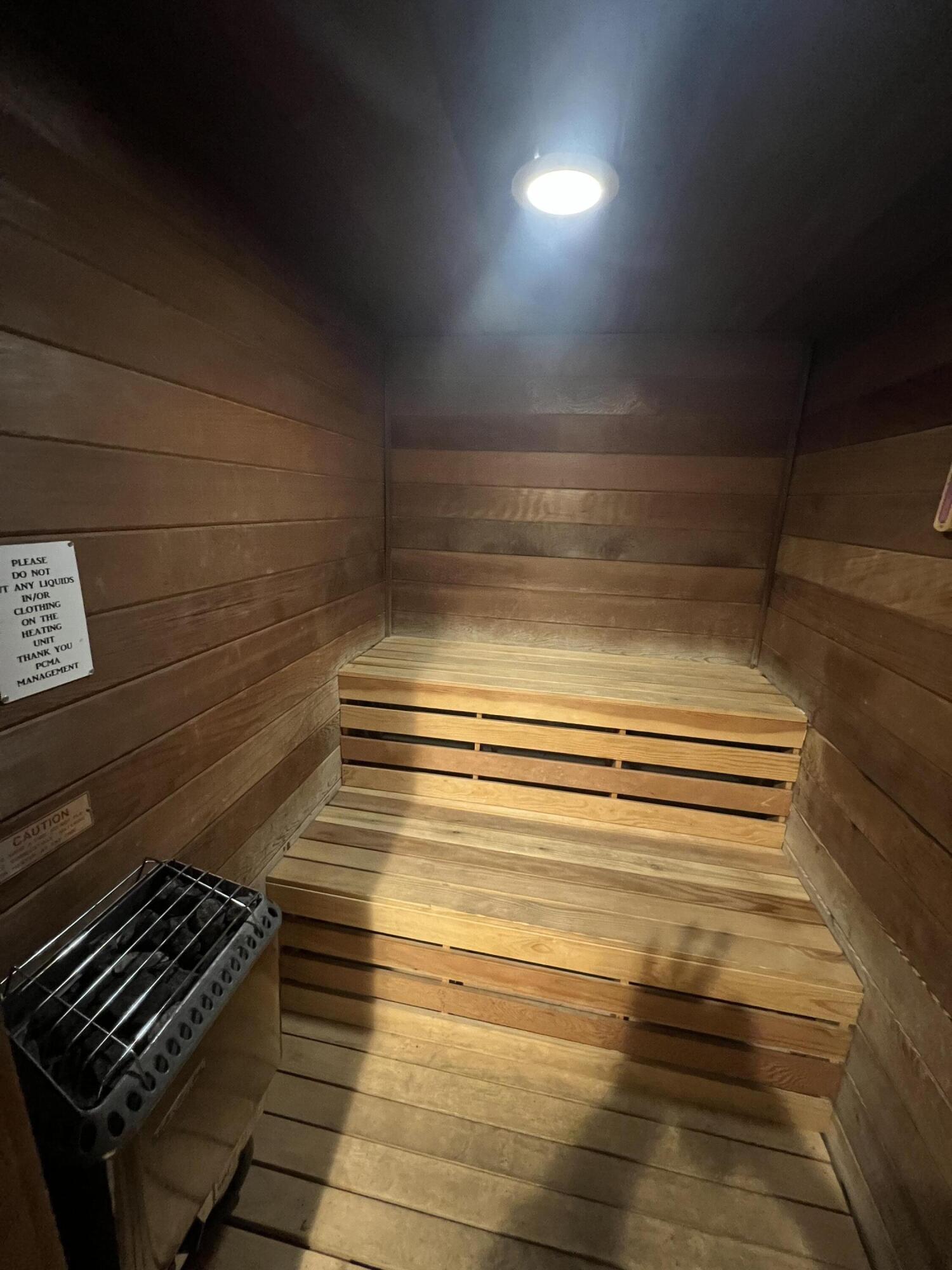 Giardino Village, Platina