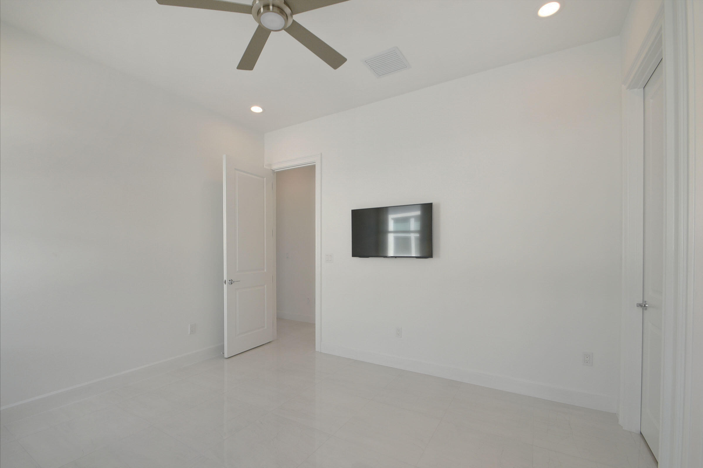 12832 Veneto Springs Drive