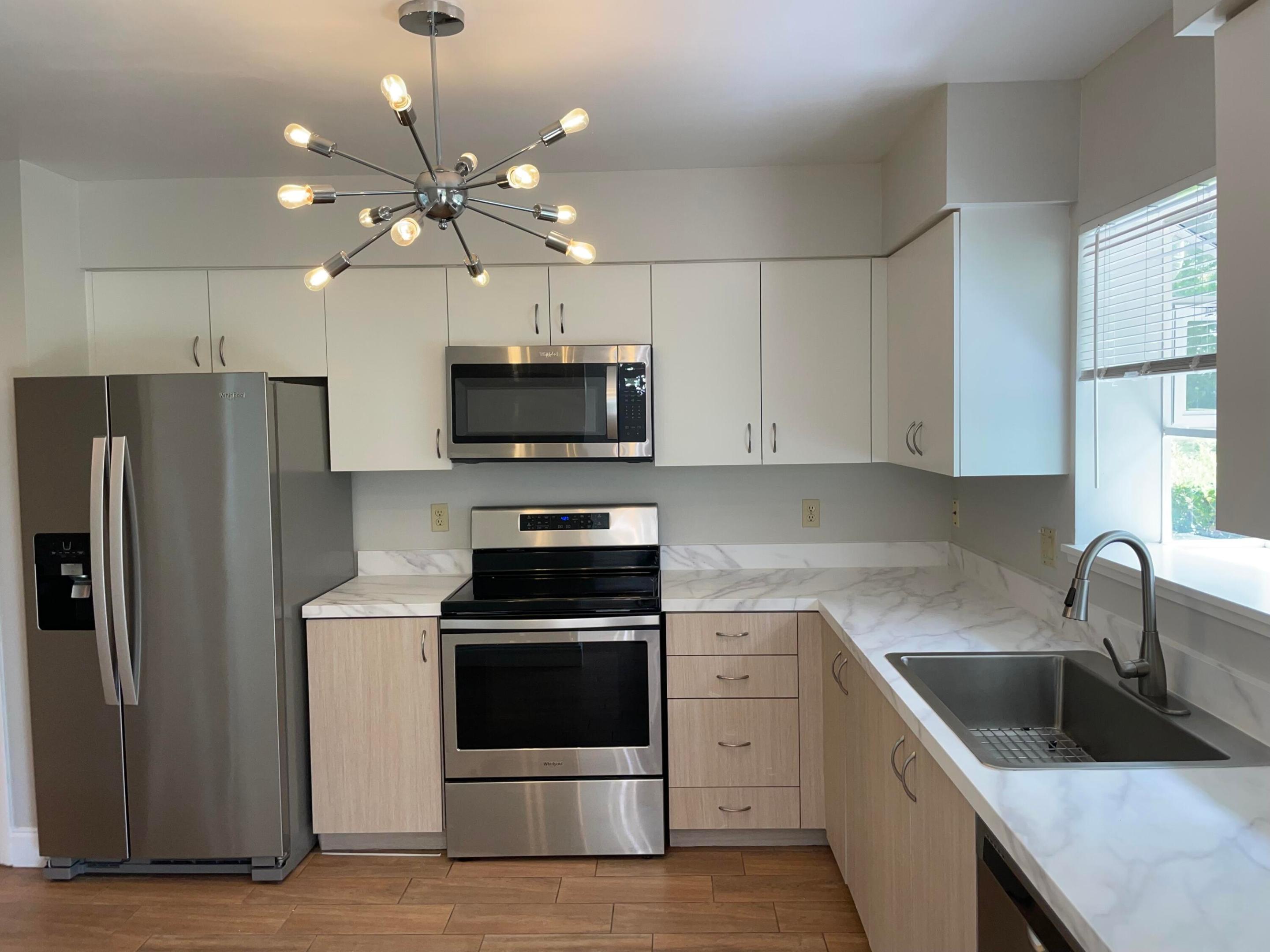 2930 SW Westlake Circle 2930