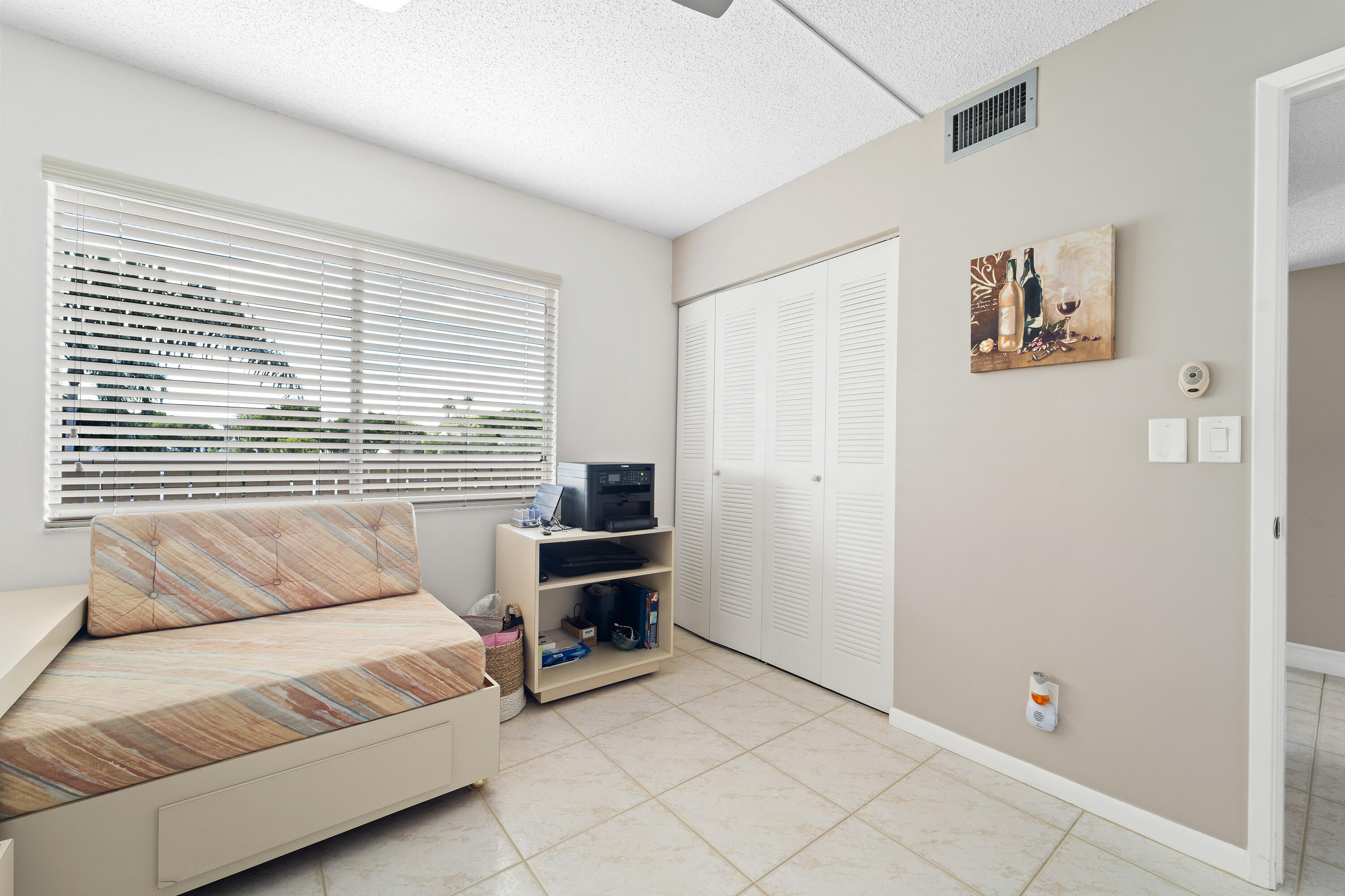 7192 Huntington Lane 306