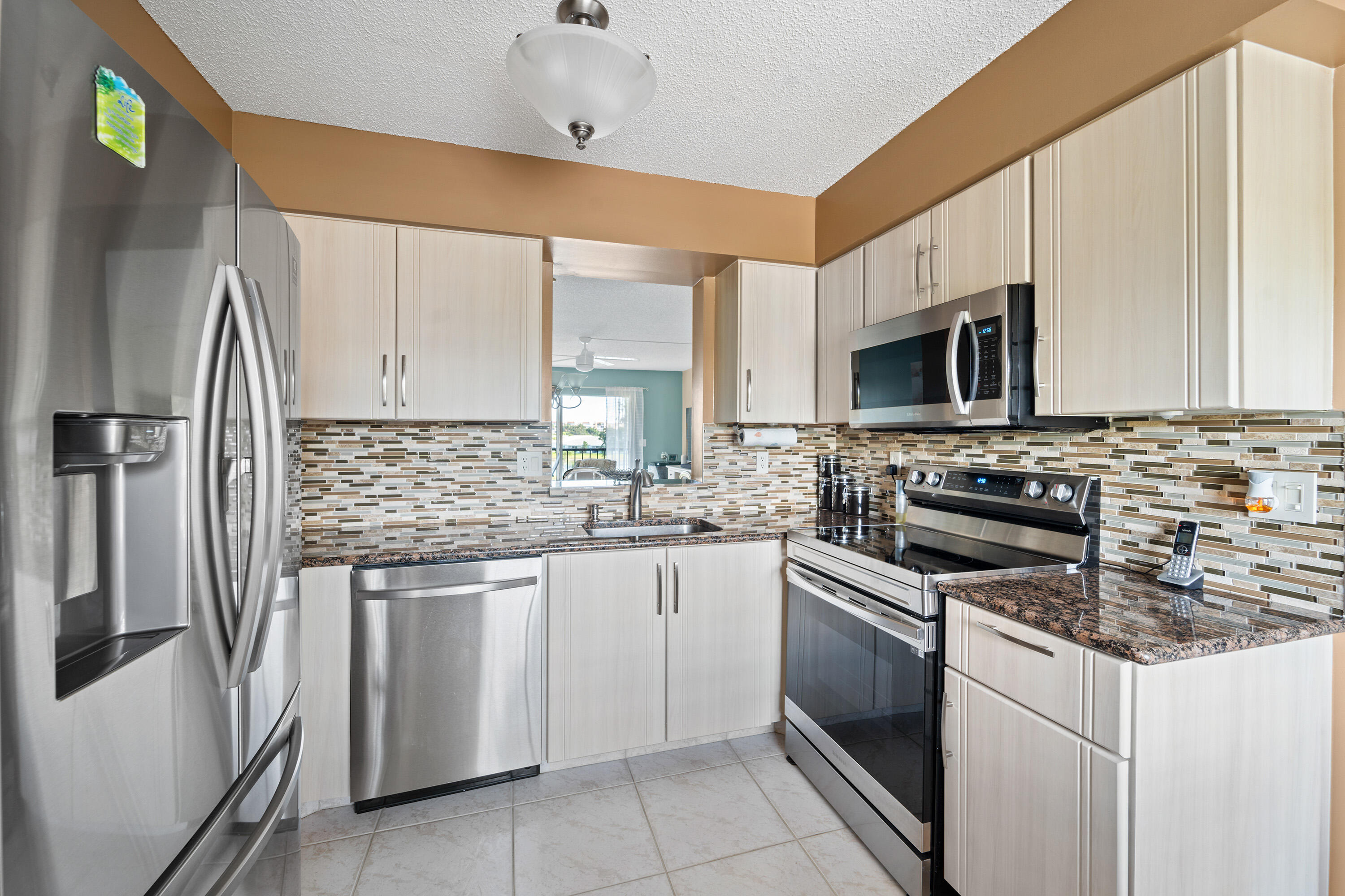 7192 Huntington Lane 306