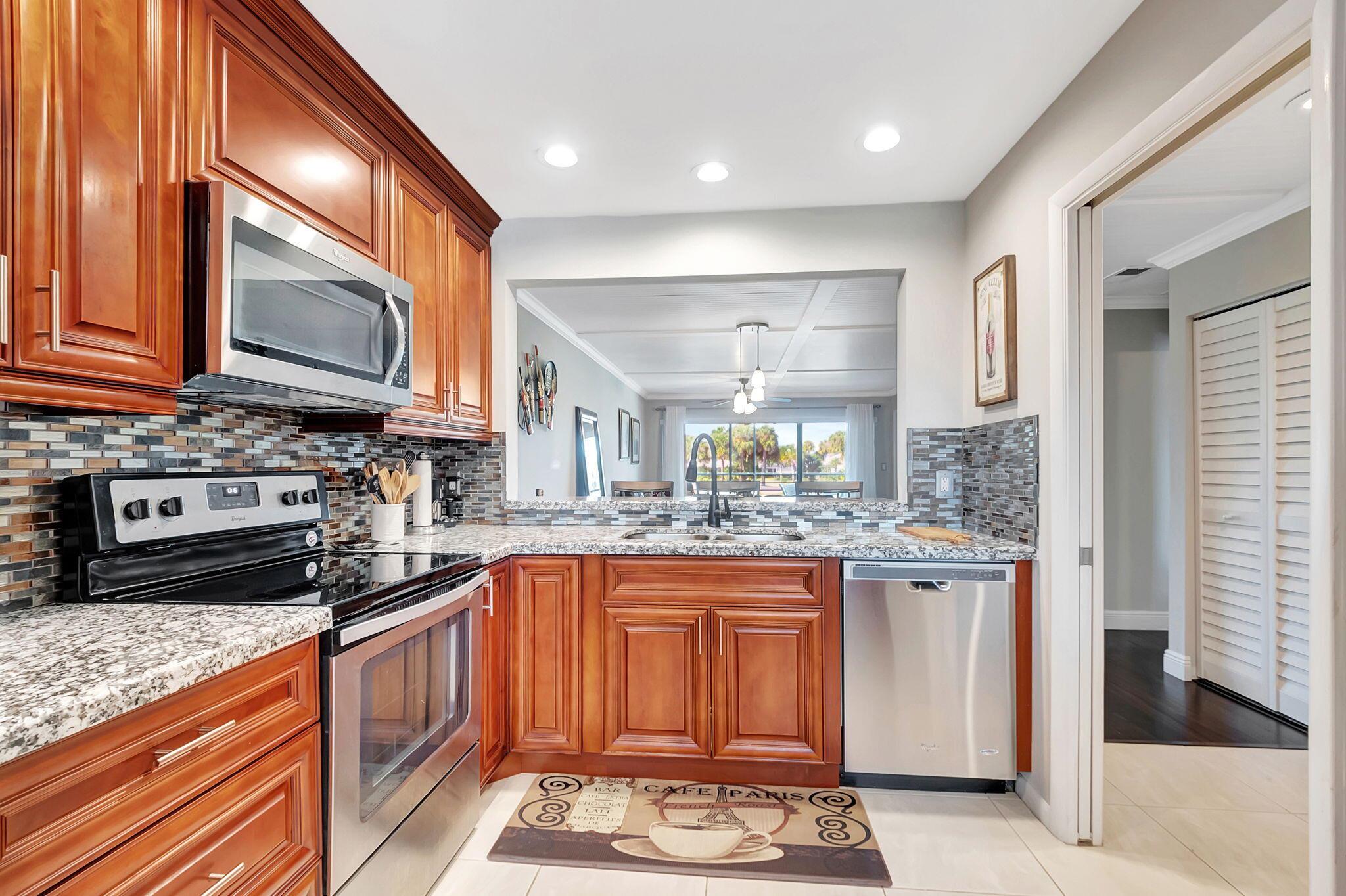 2916 SW 22nd Circle 202b