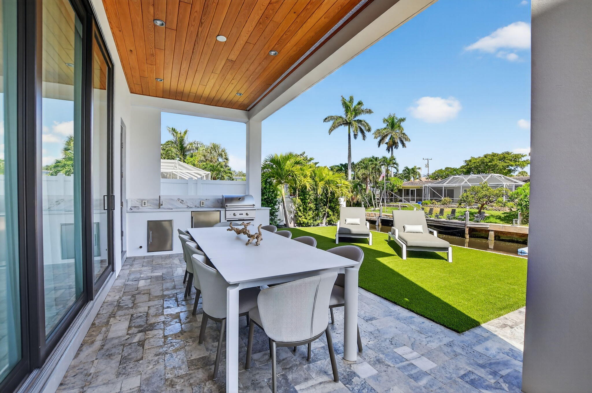 725 NE 71st Street