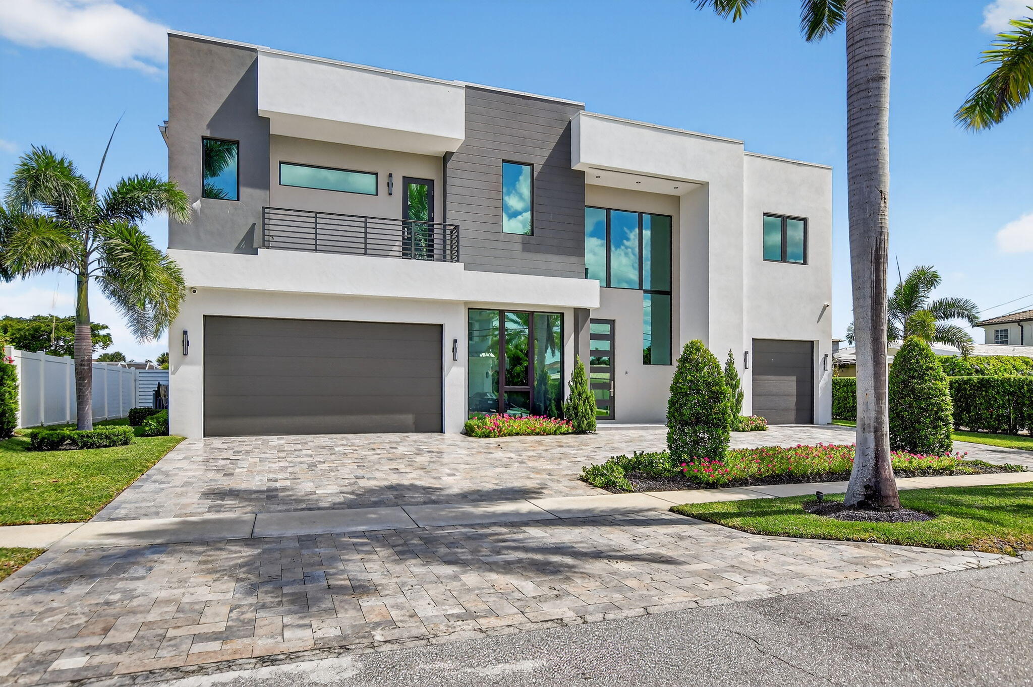 725 NE 71st Street