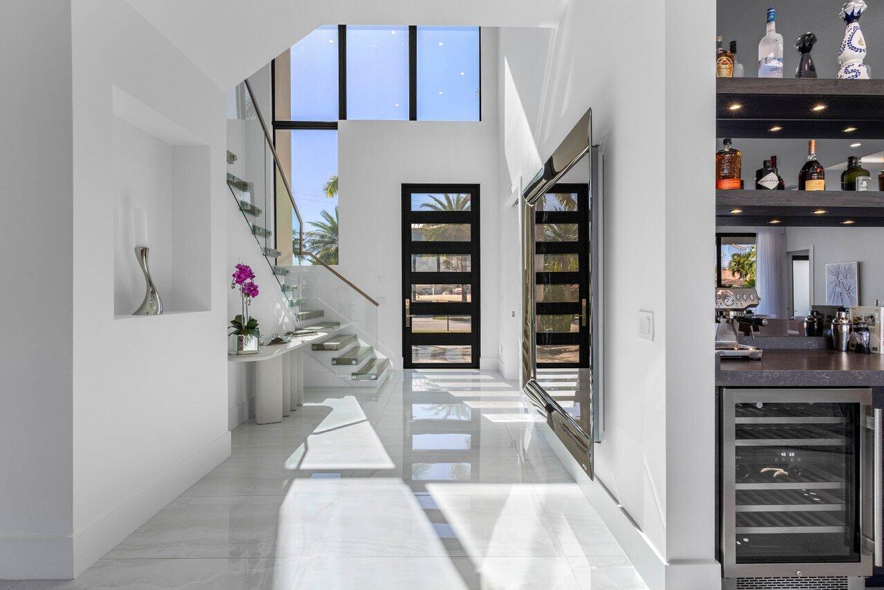 725 NE 71st Street