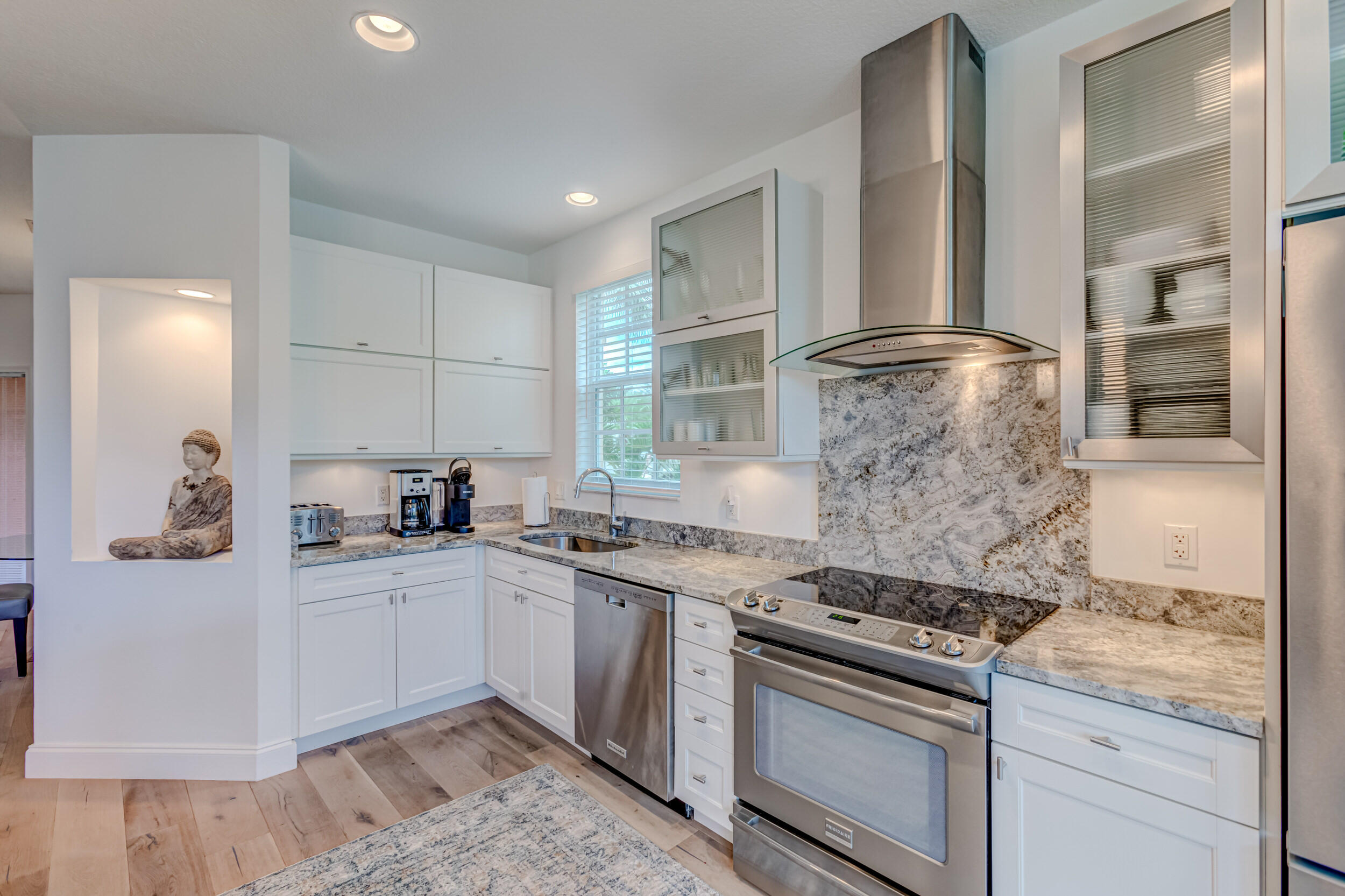 156 Legendary Circle