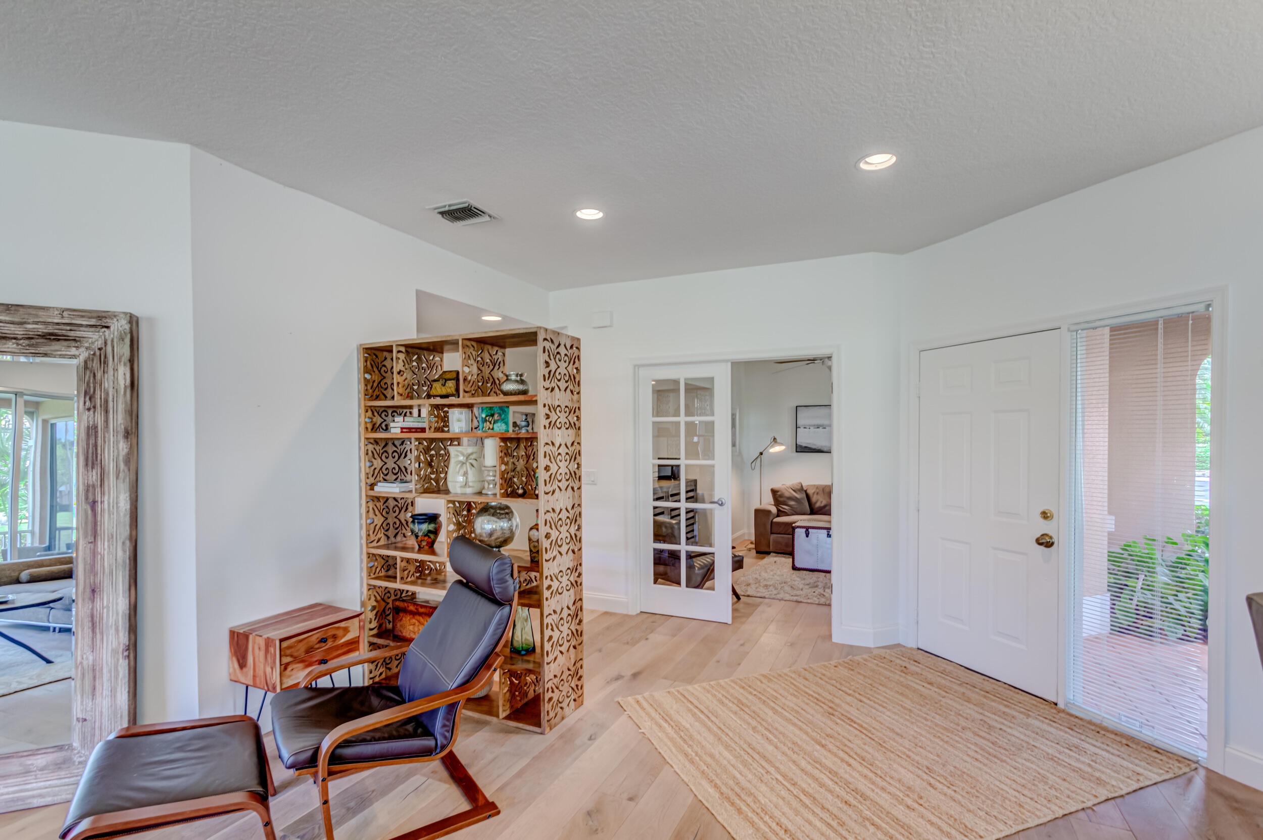 156 Legendary Circle