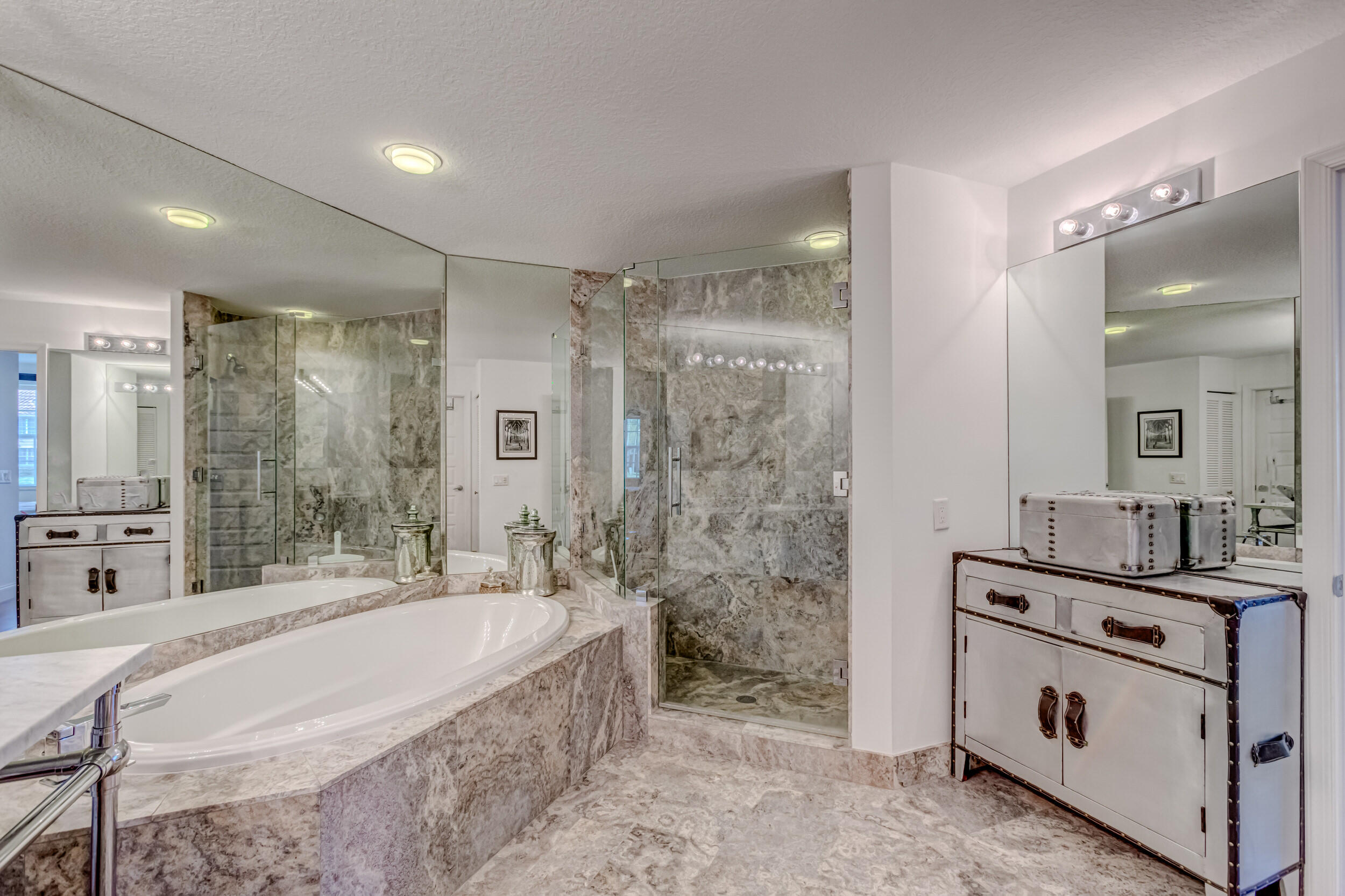 156 Legendary Circle