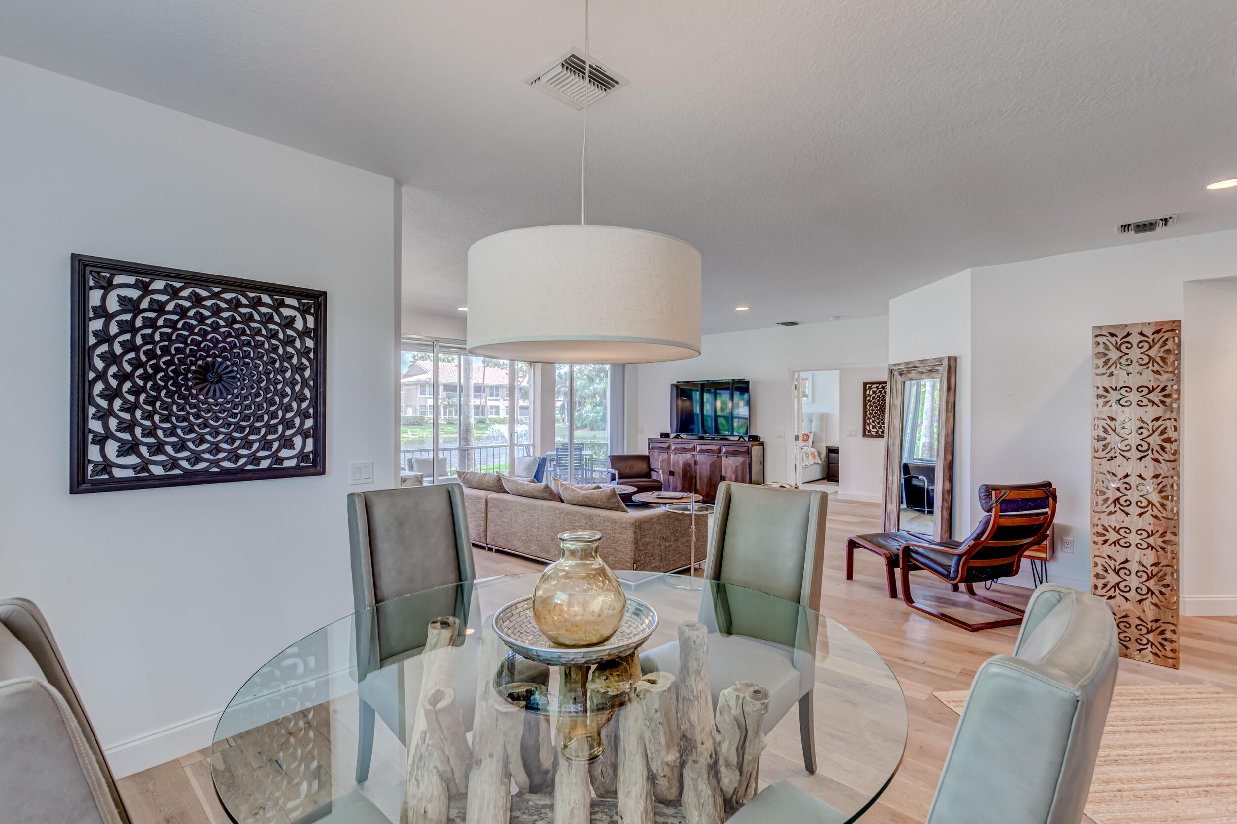 156 Legendary Circle