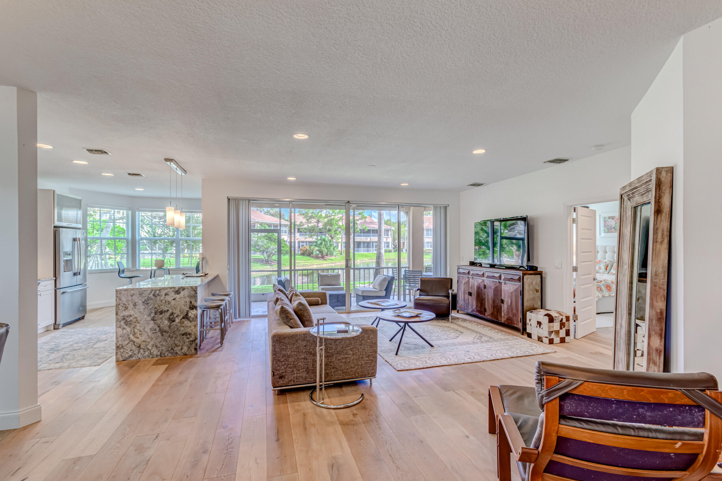 156 Legendary Circle