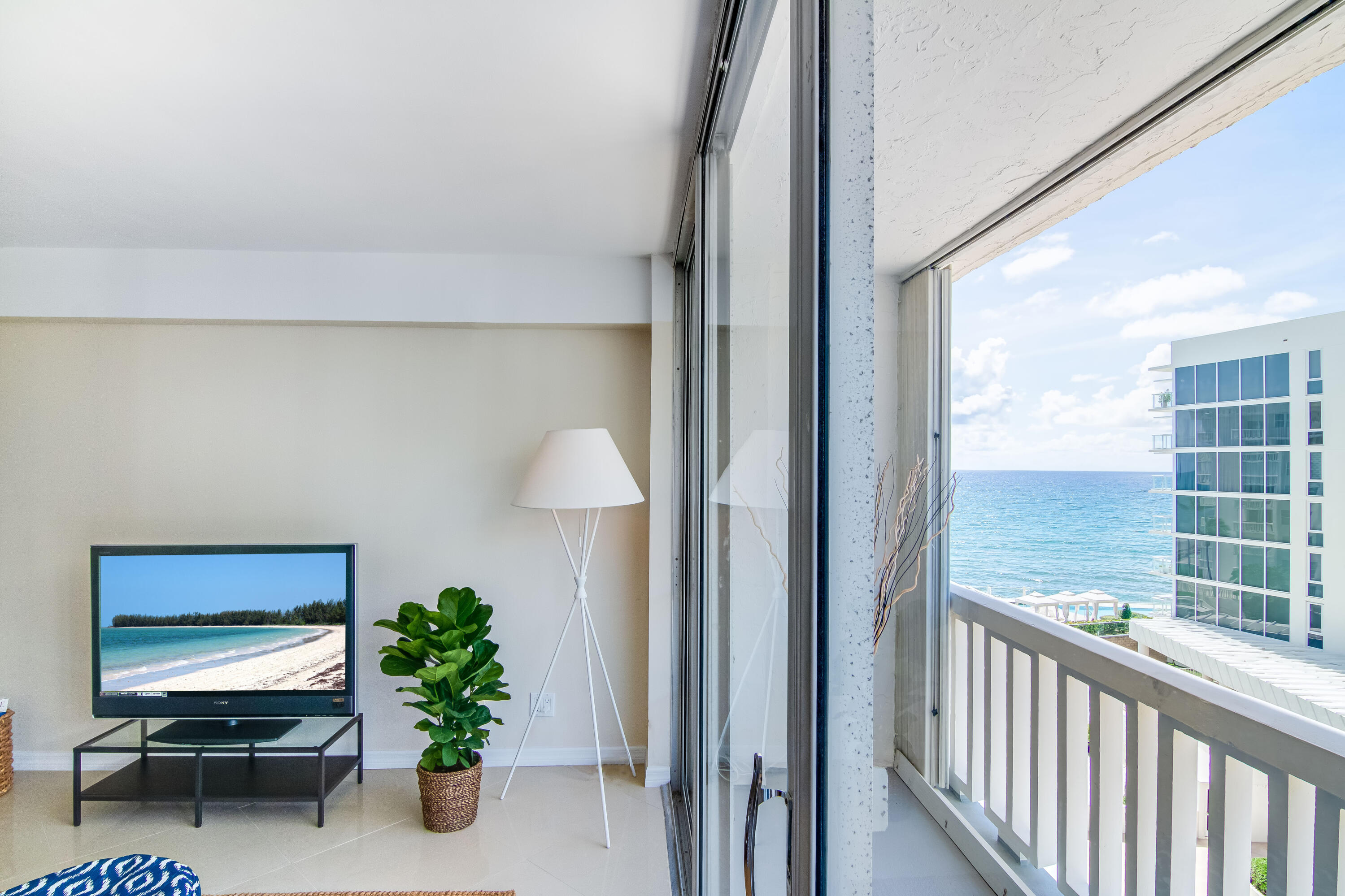 3570 S Ocean Boulevard 706, South Palm Beach Unit: 706