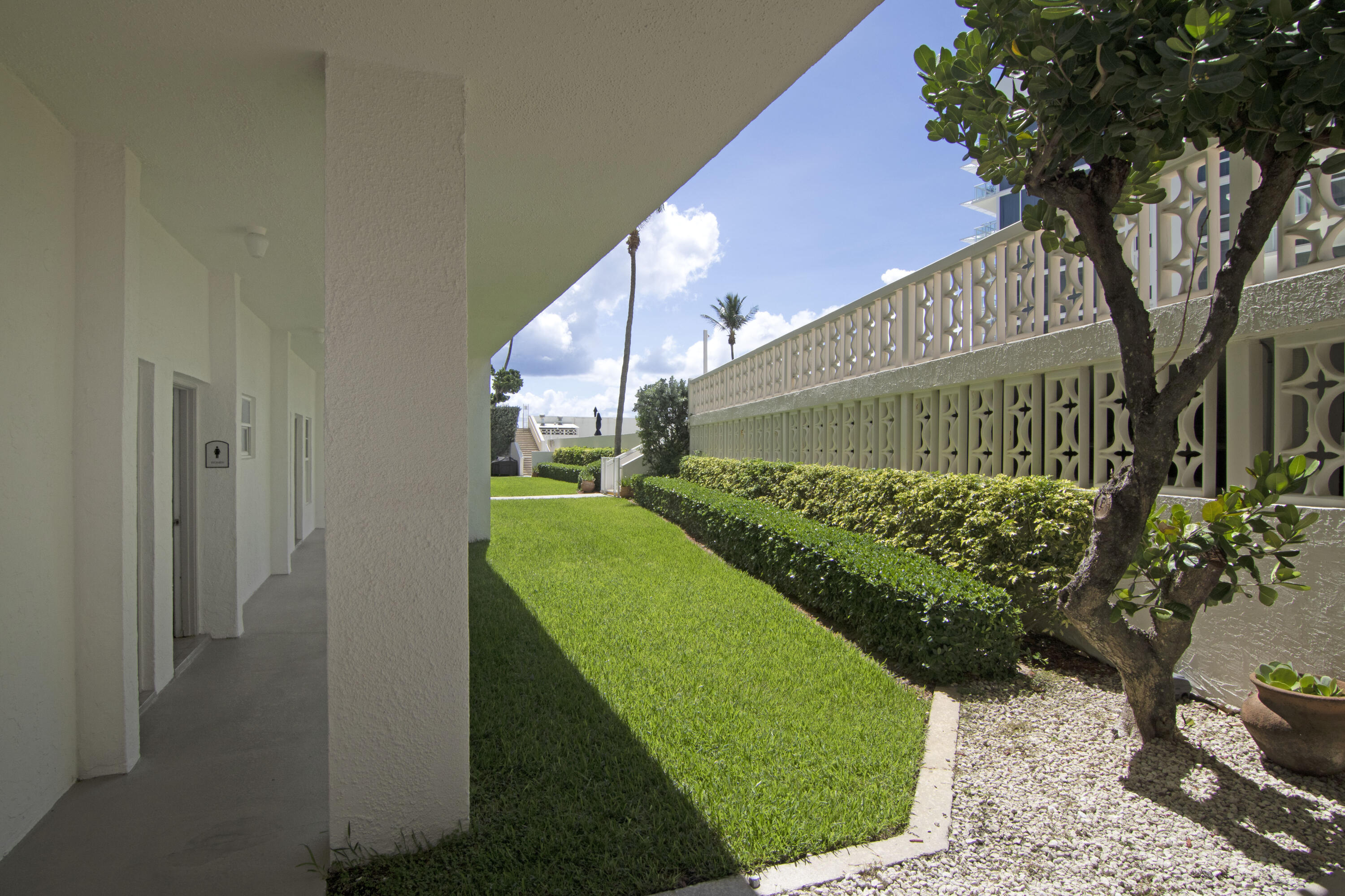 3570 S Ocean Boulevard 706, South Palm Beach Unit: 706