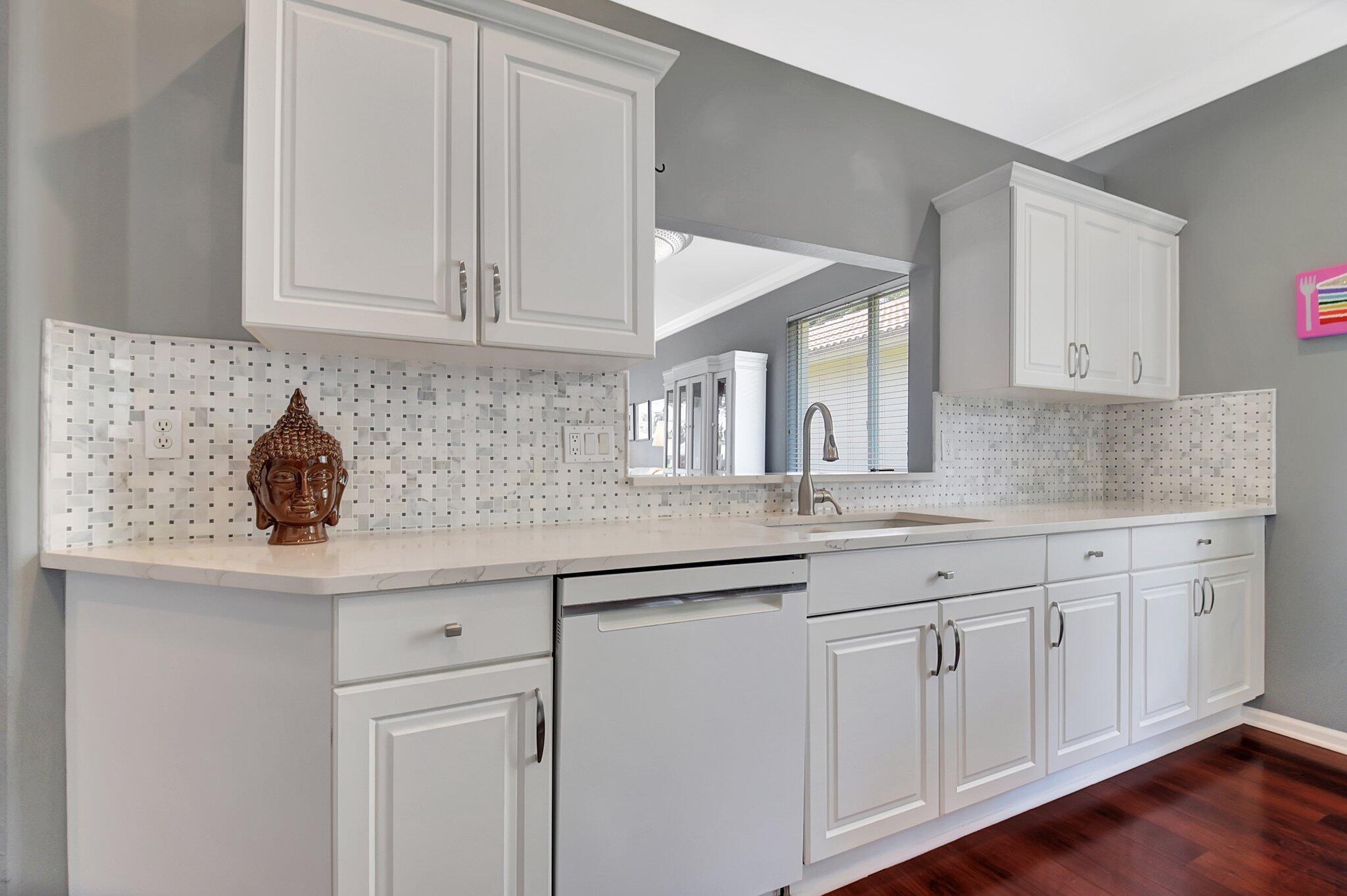 9312 Sapphire Cove Drive