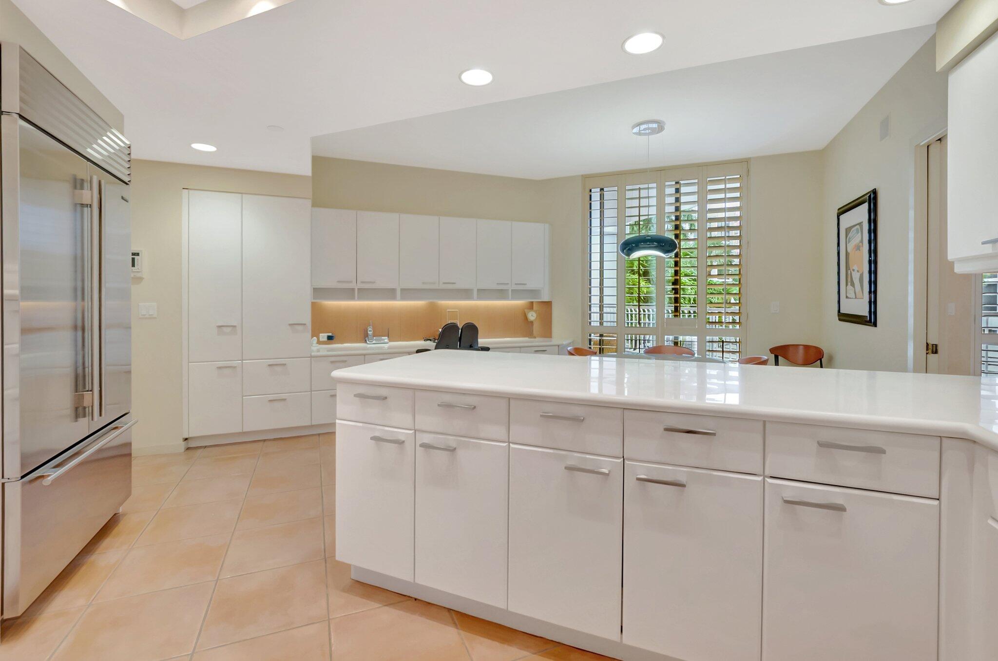 20290 Fairway Oaks Drive Drive 221