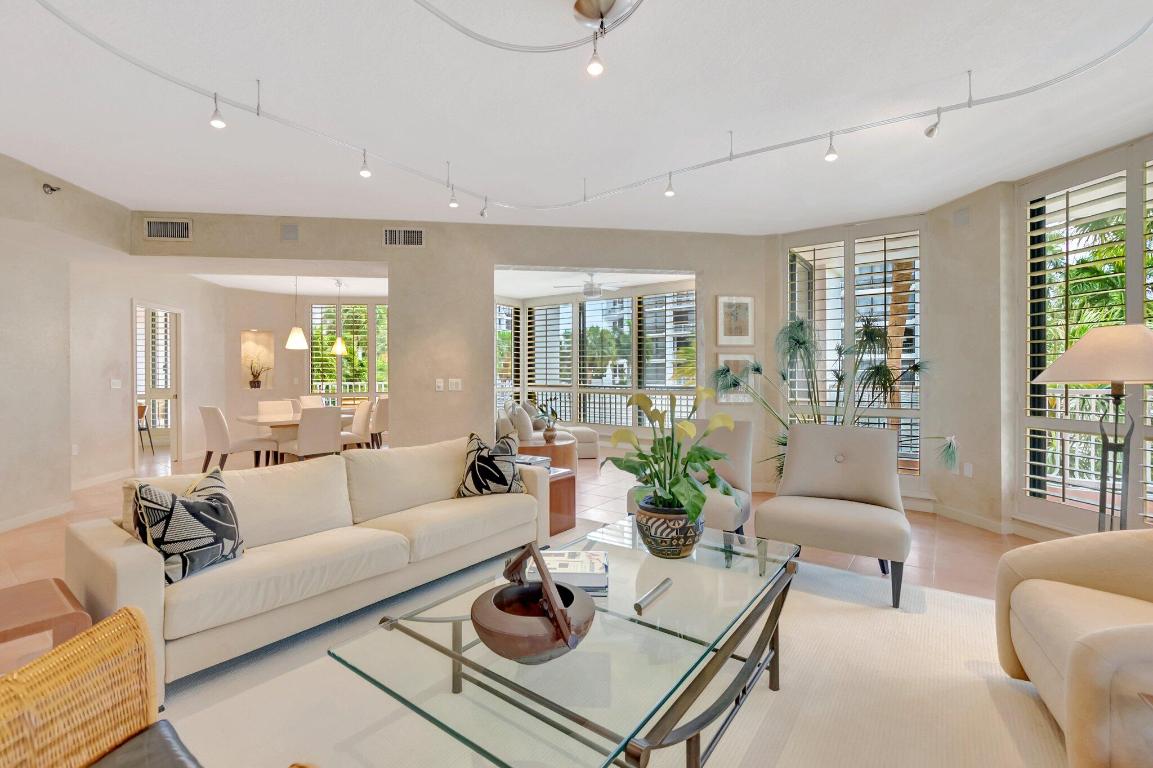 20290 Fairway Oaks Drive Drive 221