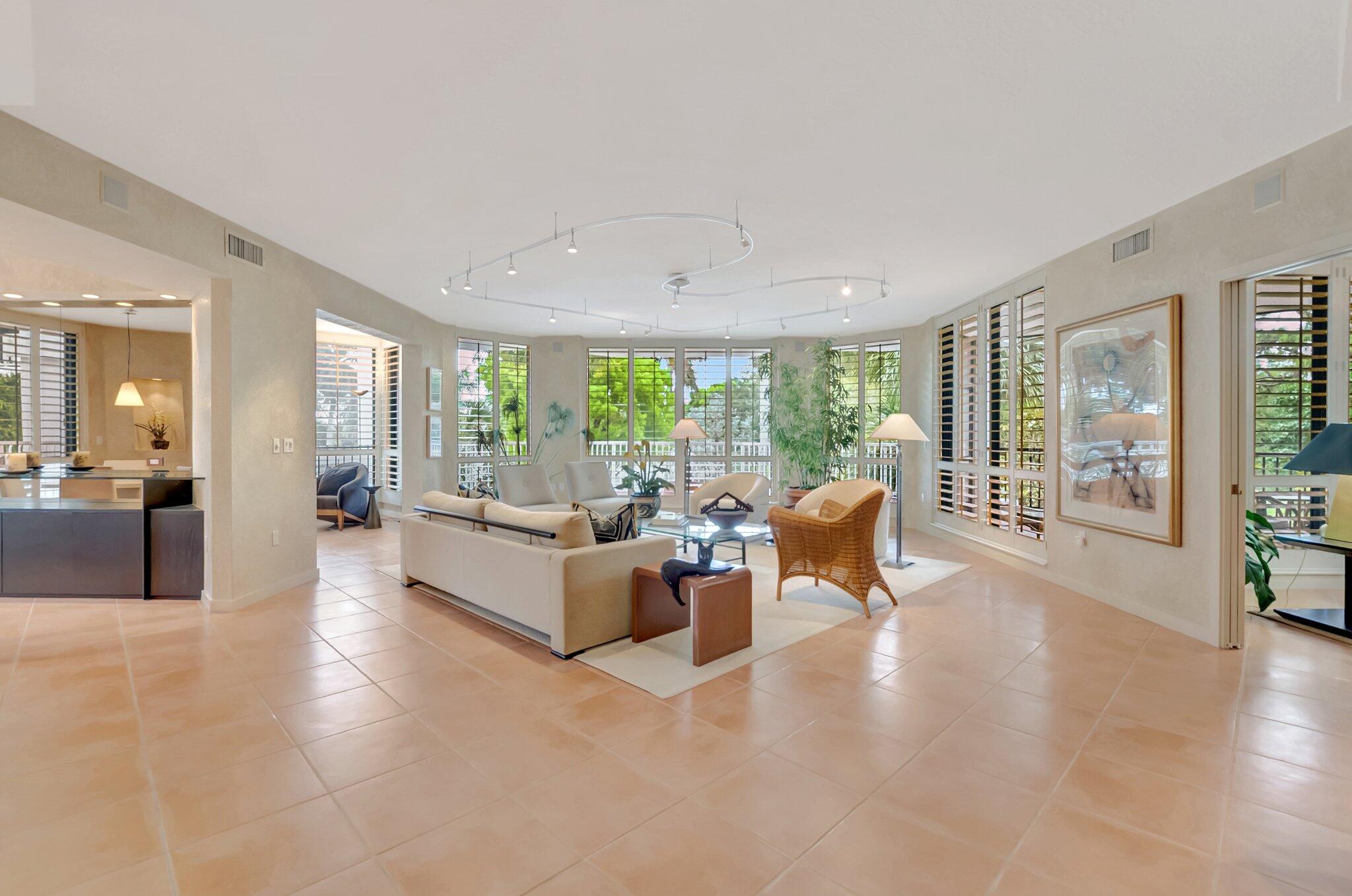 20290 Fairway Oaks Drive Drive 221